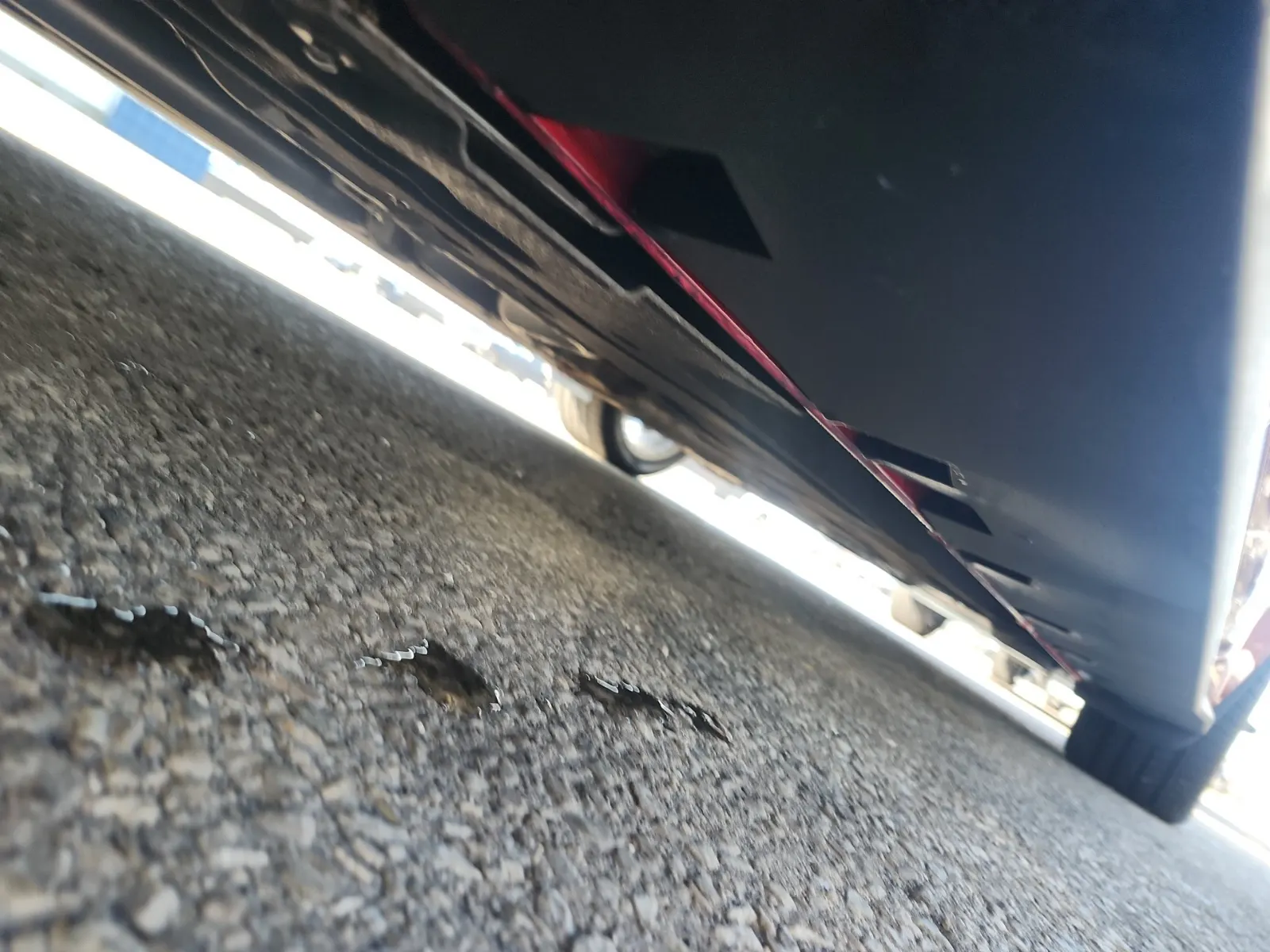 Undercarriage - Driver Photo