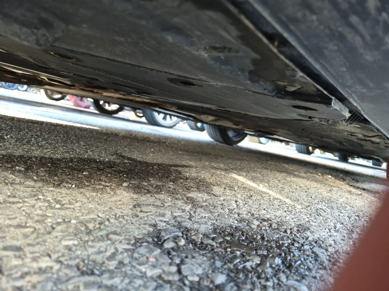 Undercarriage - Passenger Photo