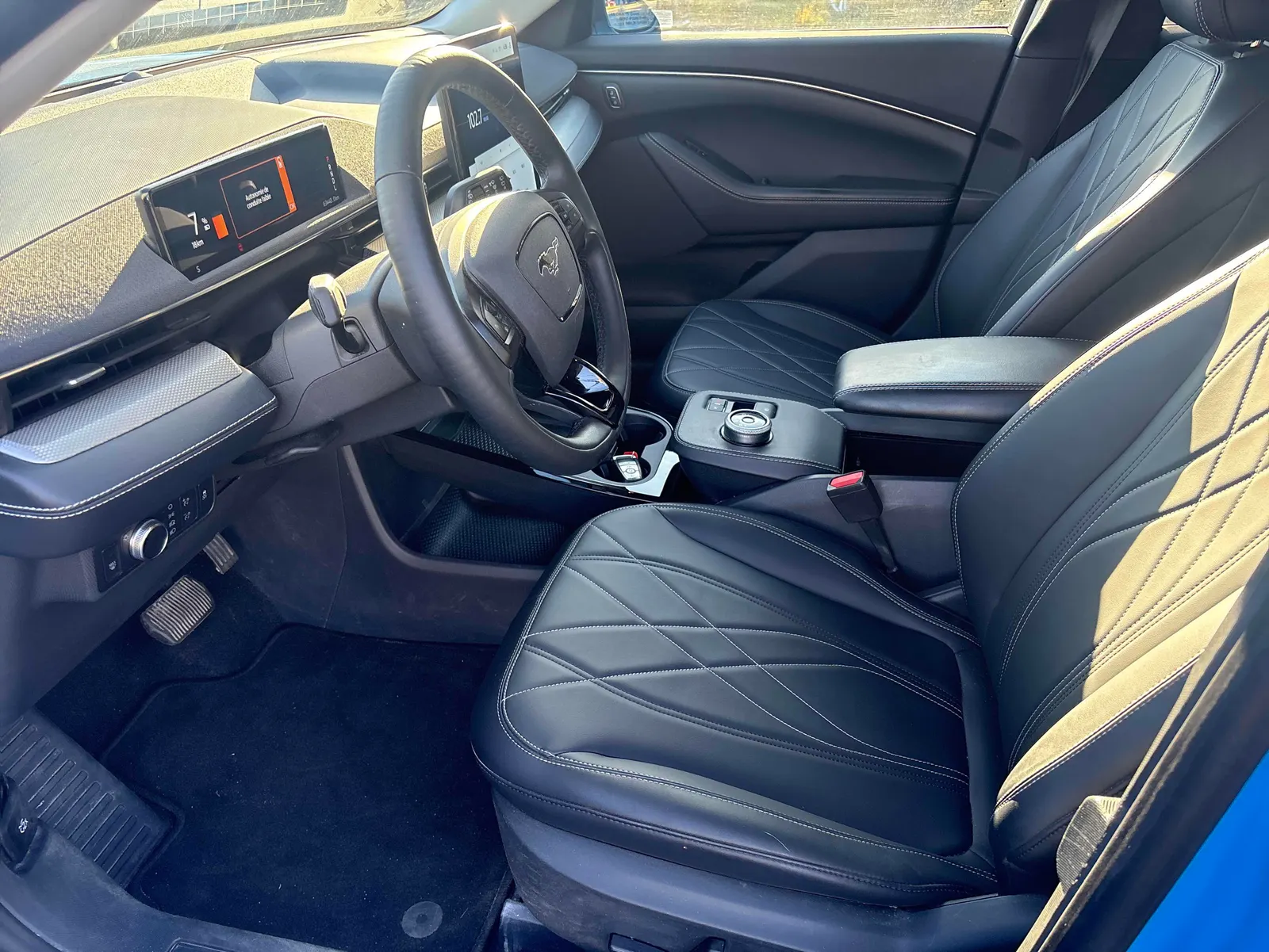 Interior driver side