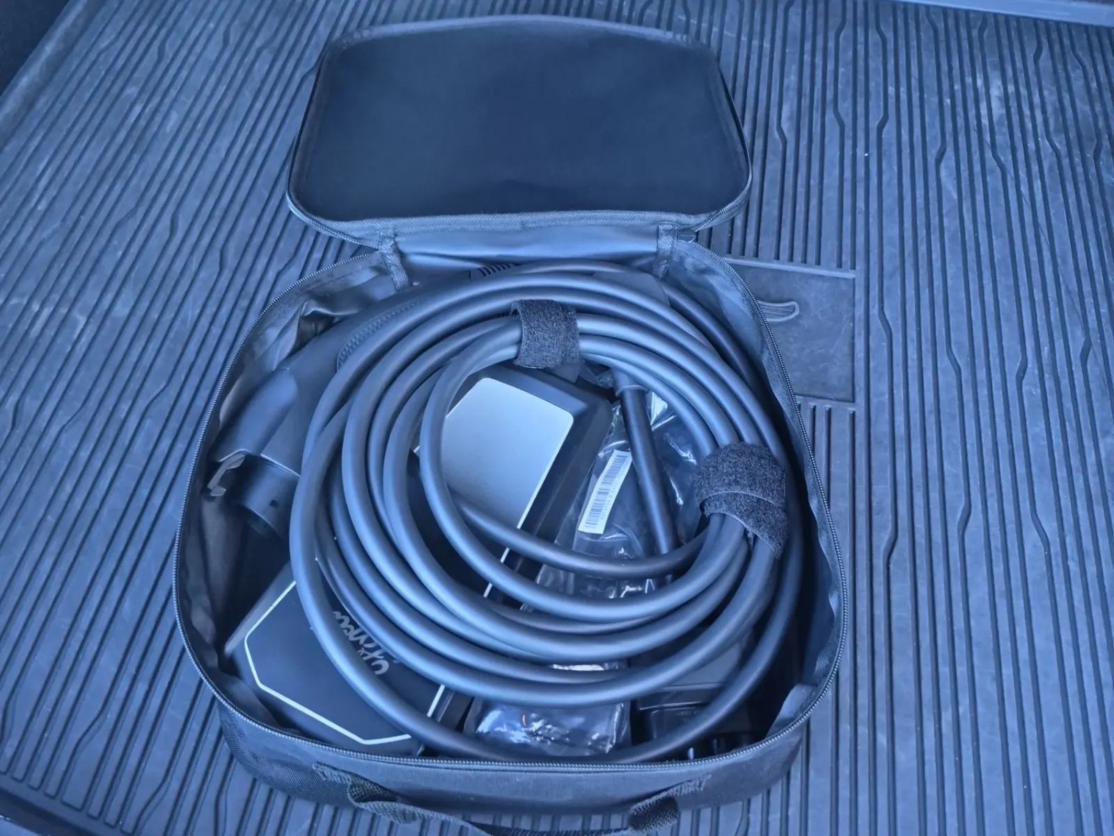 Charging Cable Photo