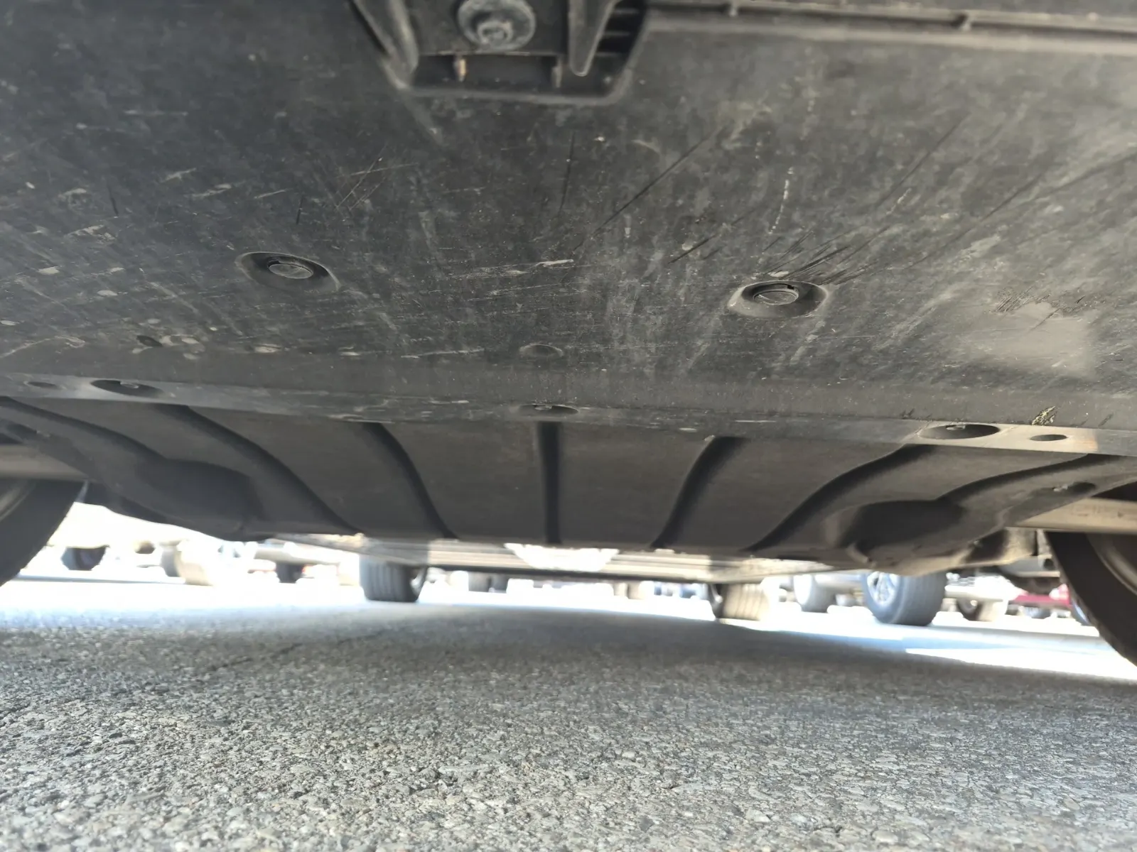 Undercarriage - Front Photo