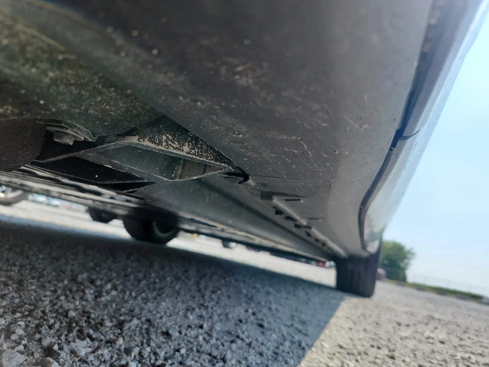 Undercarriage - Driver Photo