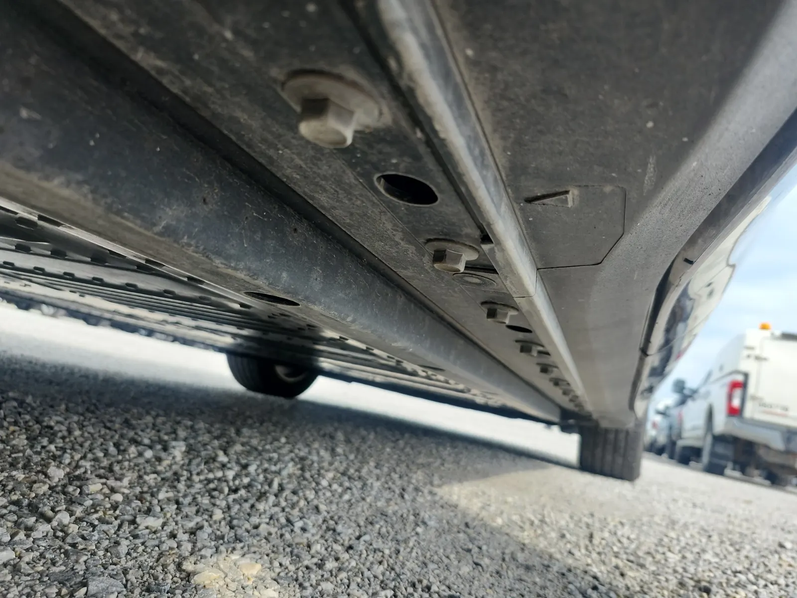 Undercarriage - Passenger Photo