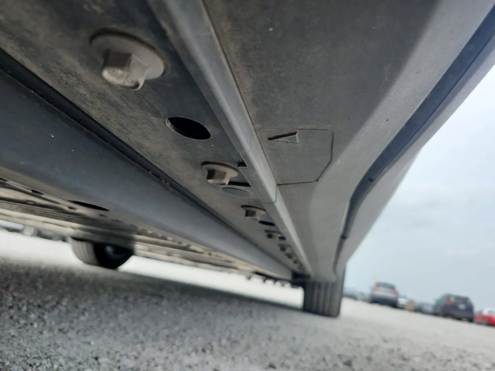 Undercarriage - Passenger Photo