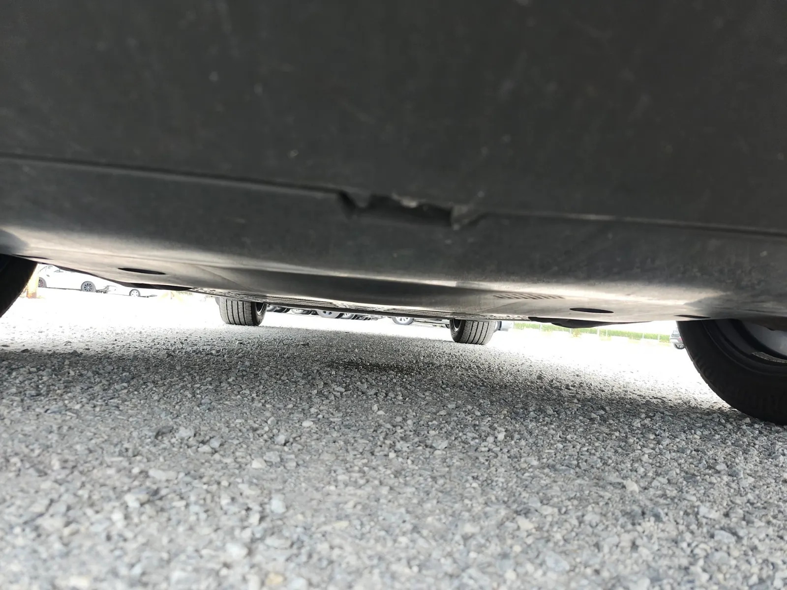 Undercarriage - Front Photo