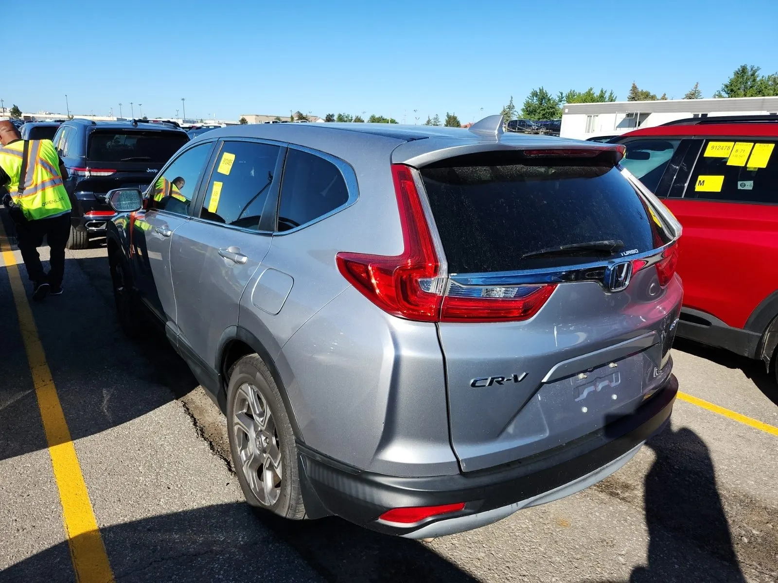 Driver Rear 3/4 Photo