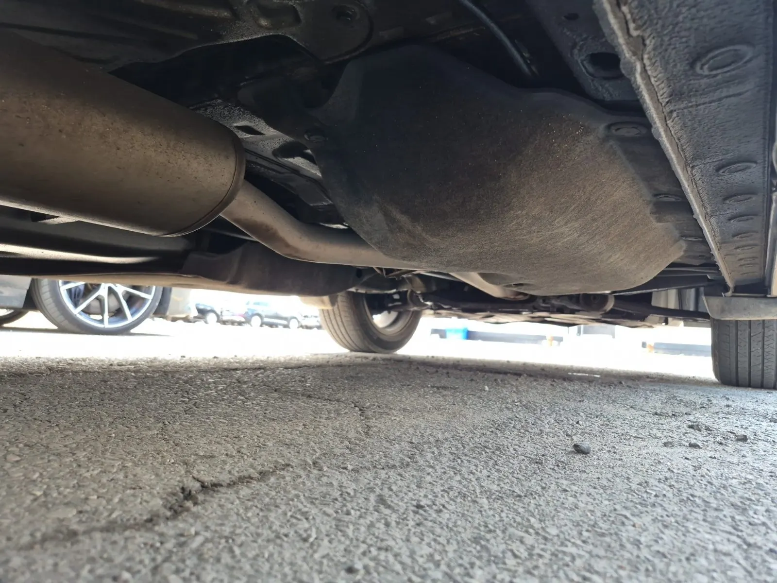 Undercarriage - Passenger Photo