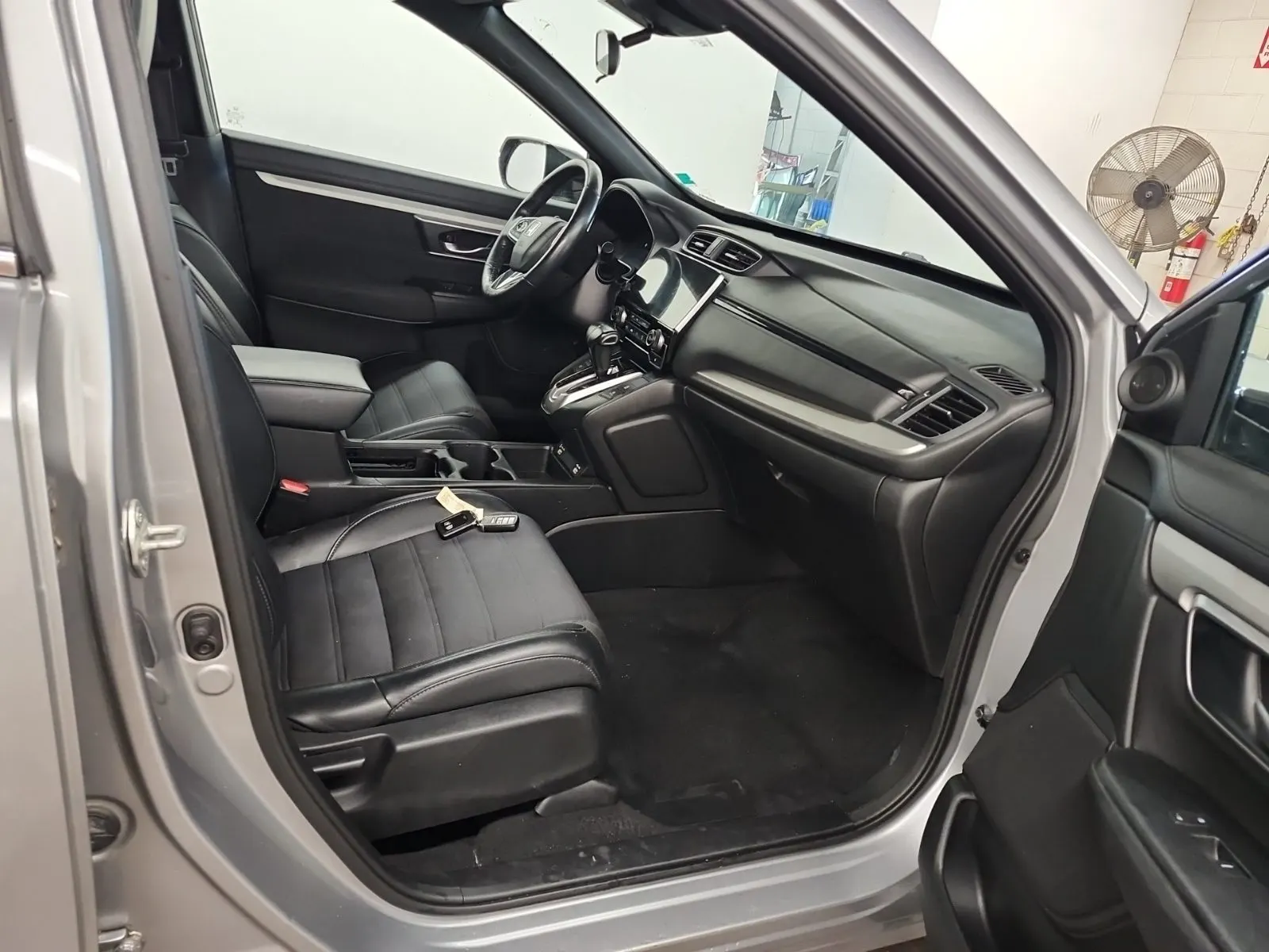 Right Side Interior Photo