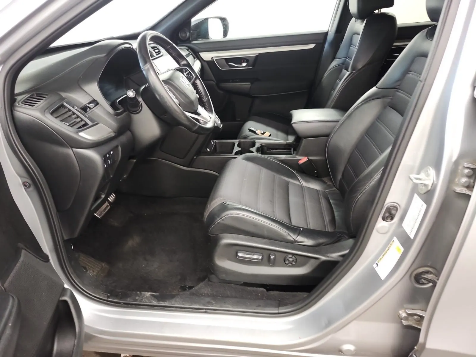 Front Interior Photo