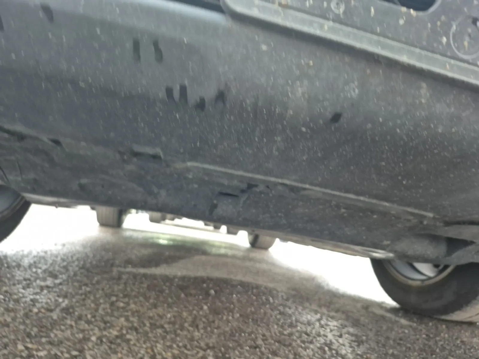 Undercarriage - Front Photo