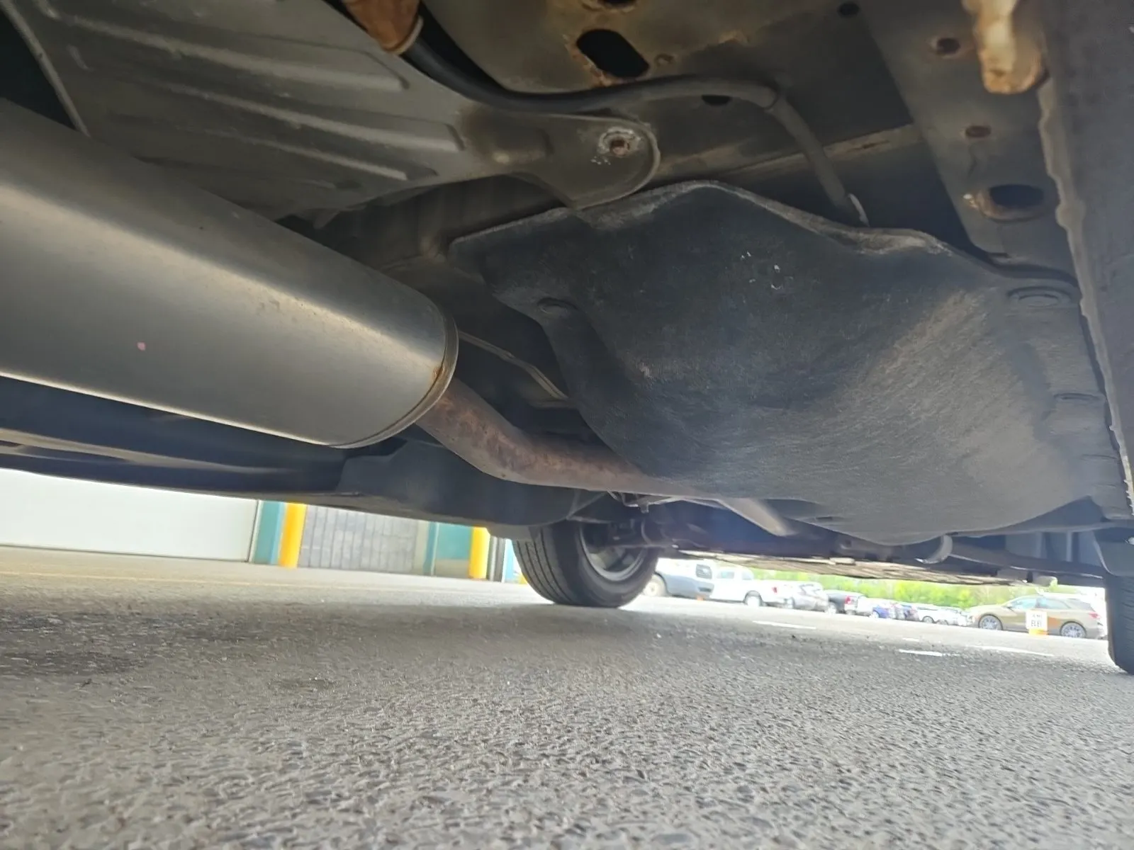 Undercarriage - Passenger Photo
