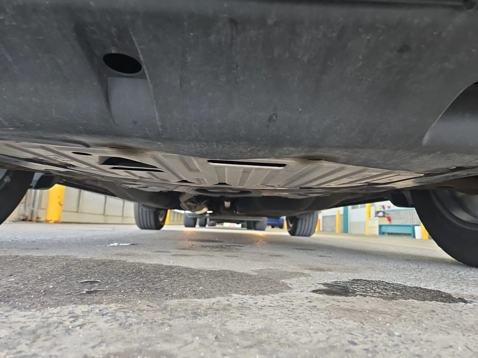 Undercarriage - Front Photo