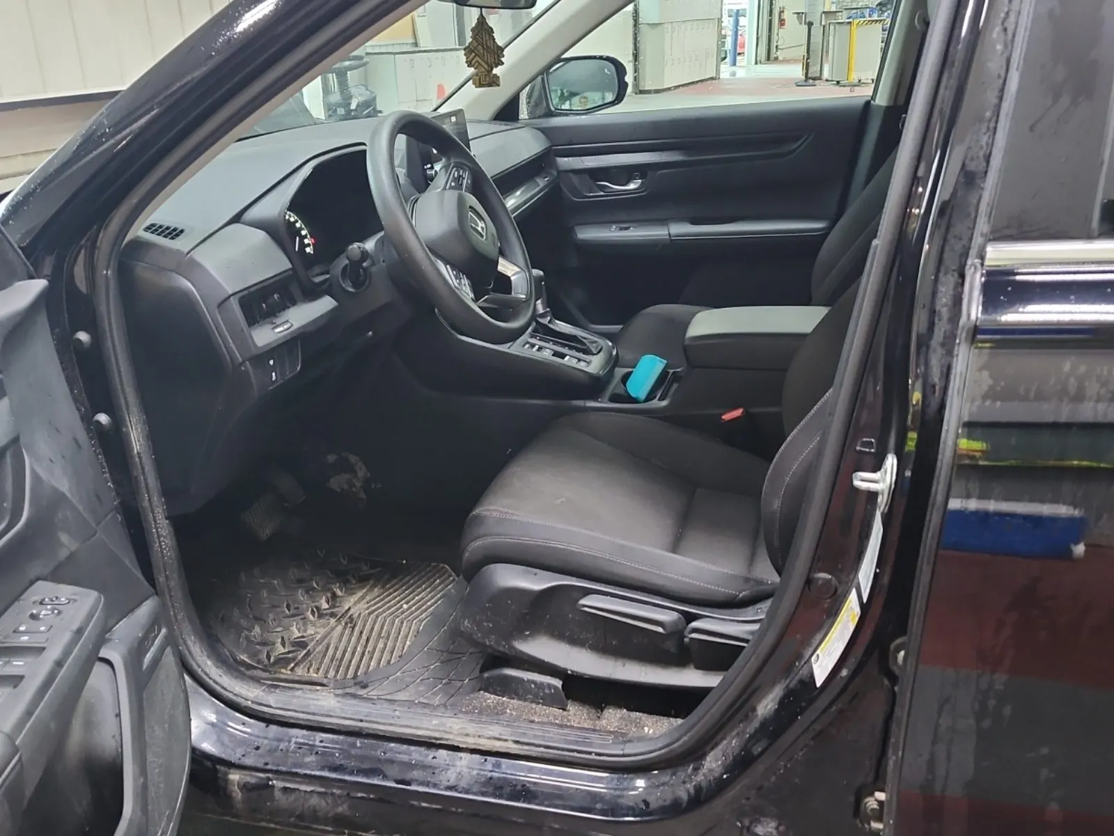 Front Interior Photo