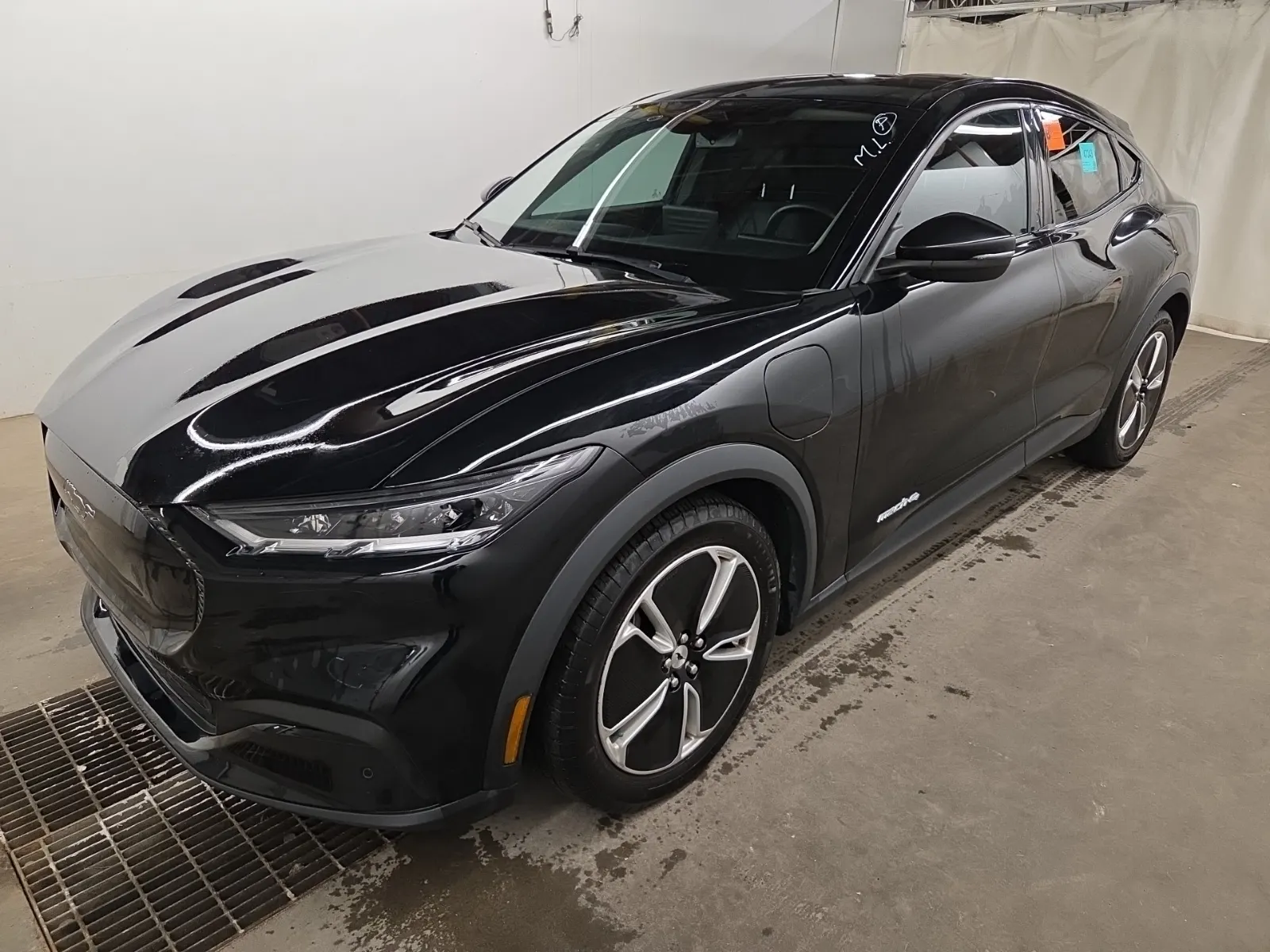 2022 Ford Mustang Mach-E