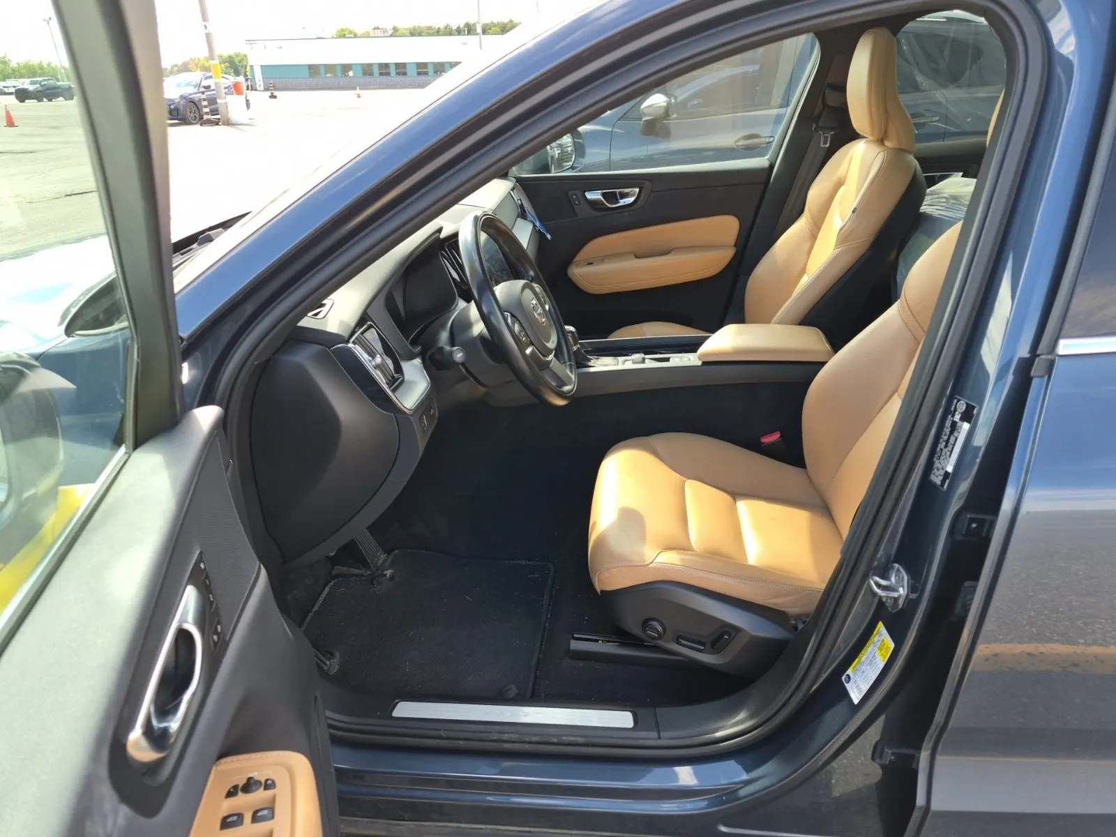 Front Interior Photo