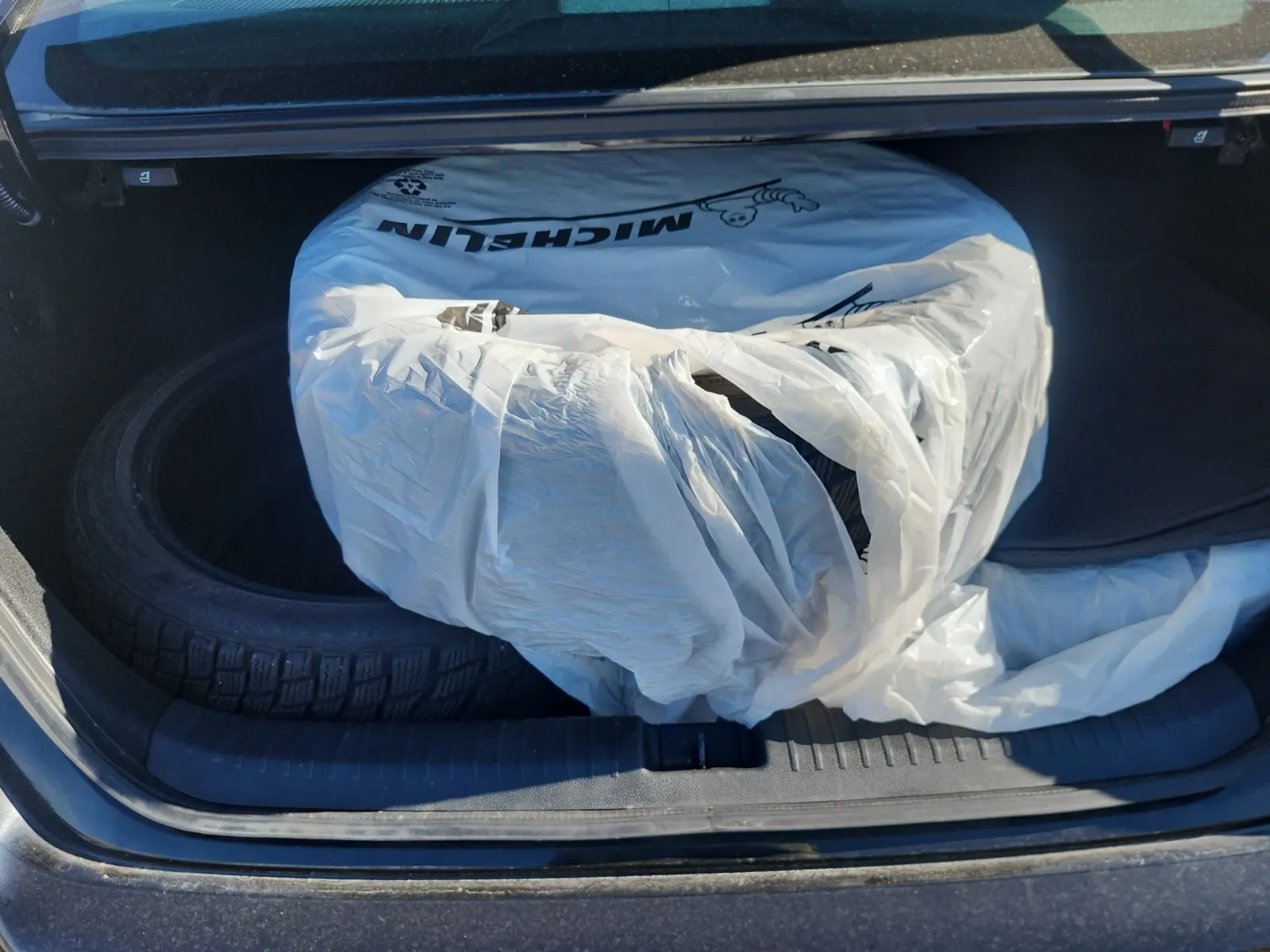 Spare Tire & Wheel Photo
