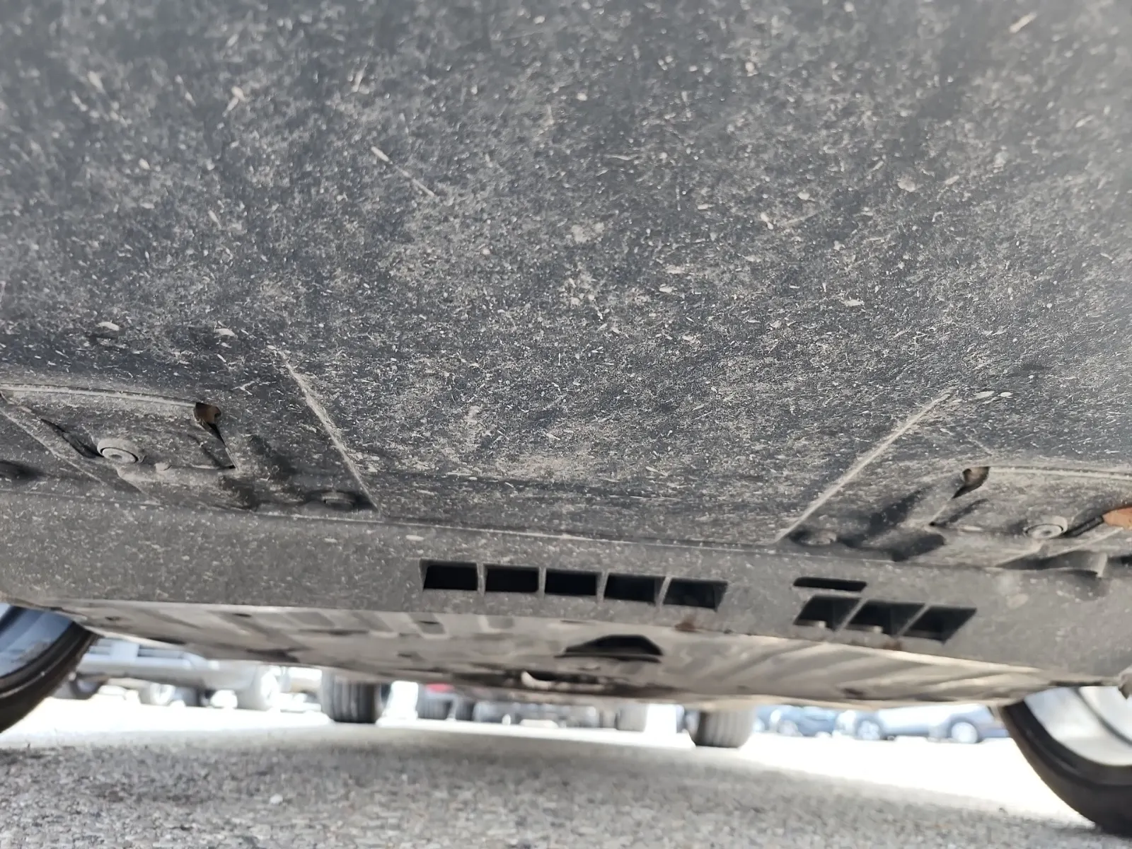 Undercarriage - Front Photo