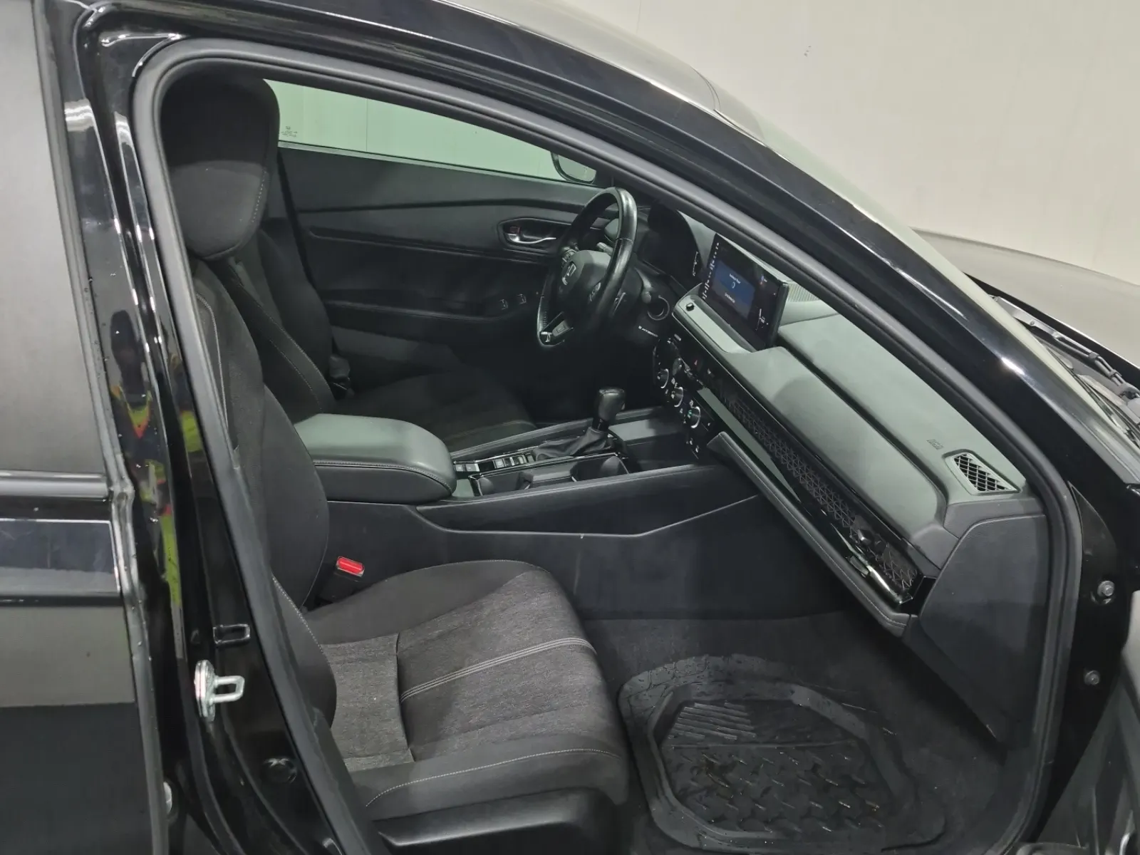 Right Side Interior Photo
