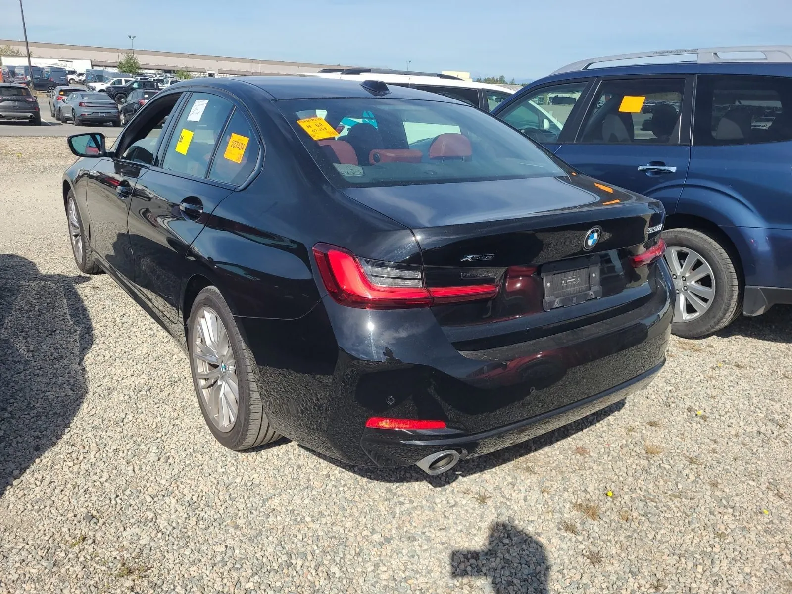 Driver Rear 3/4 Photo