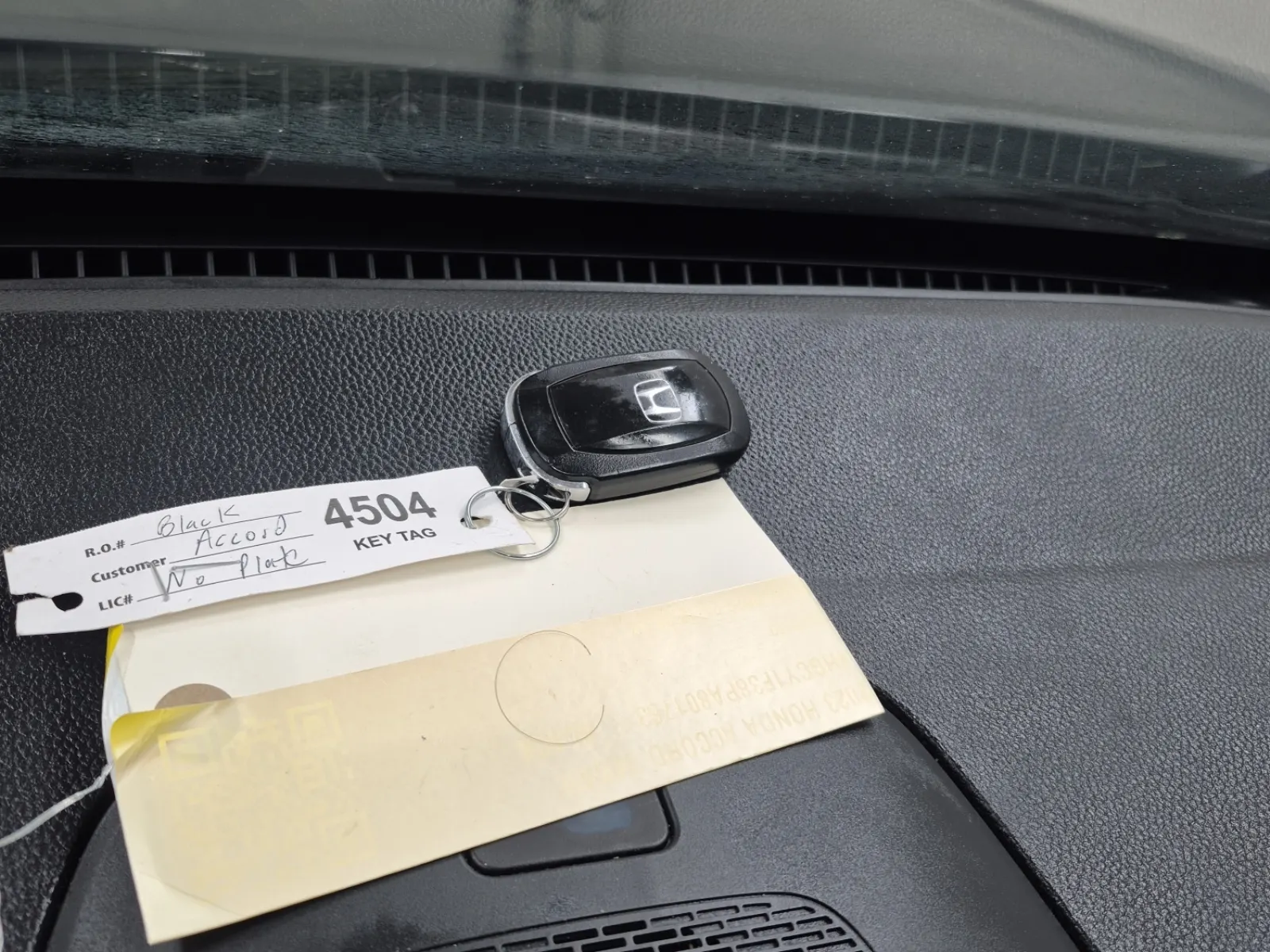 Keys/Fobs/Manual Photo