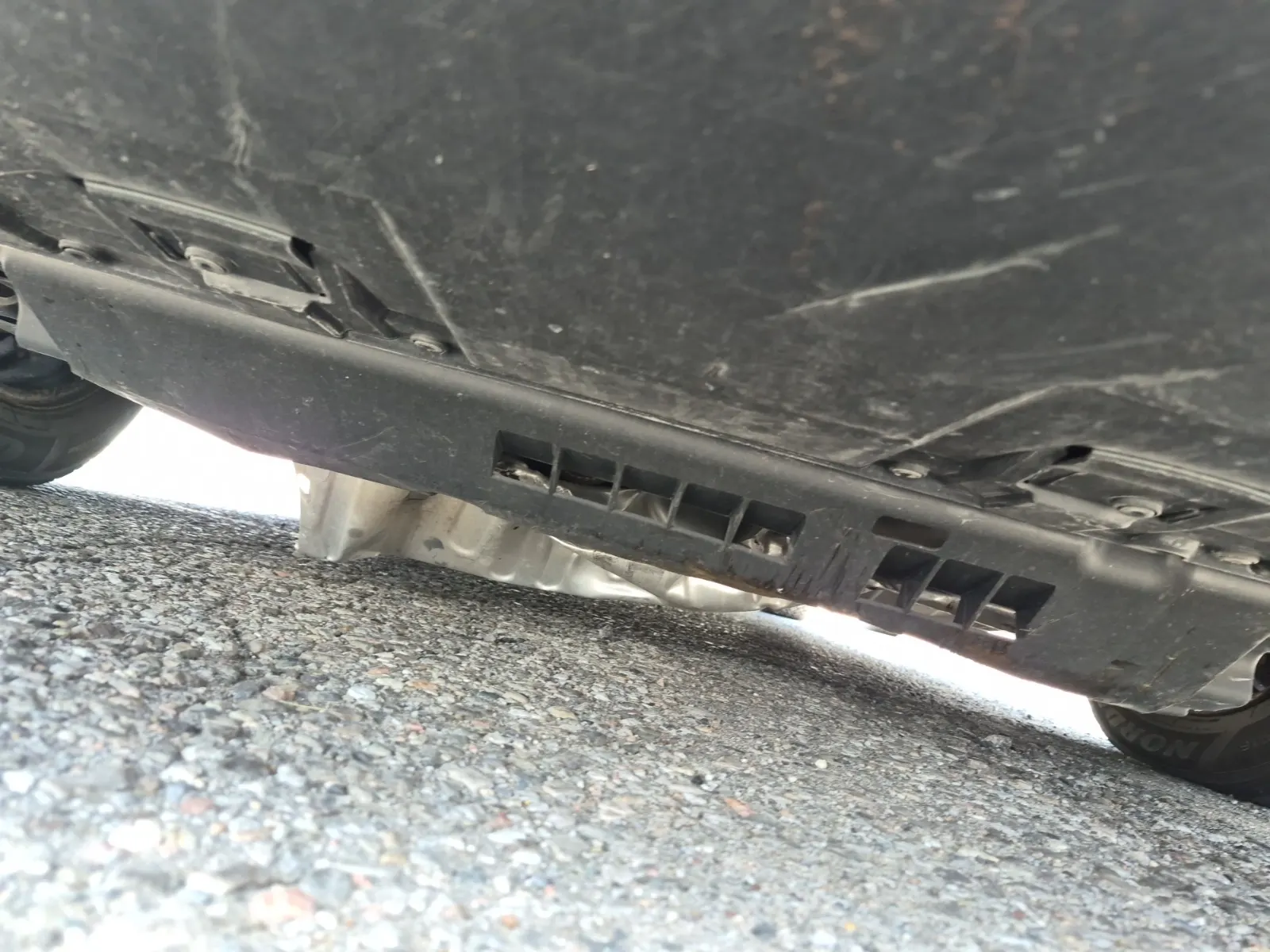 Undercarriage - Front Photo
