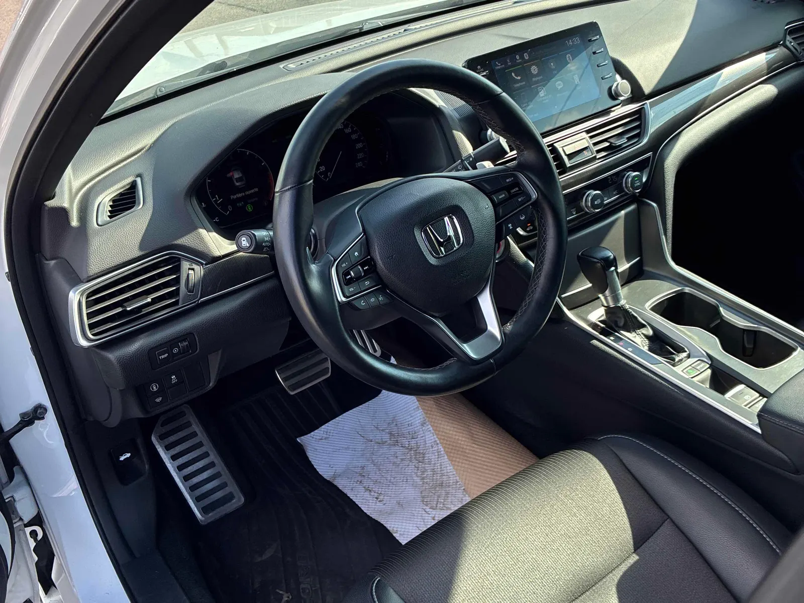 Interior driver side