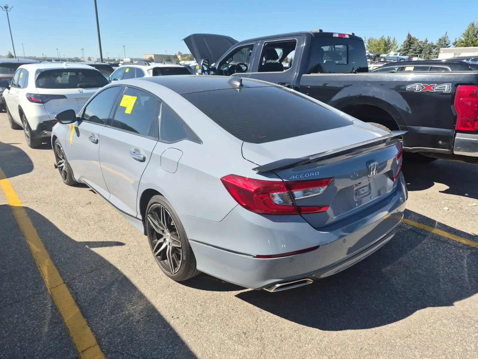 Driver Rear 3/4 Photo