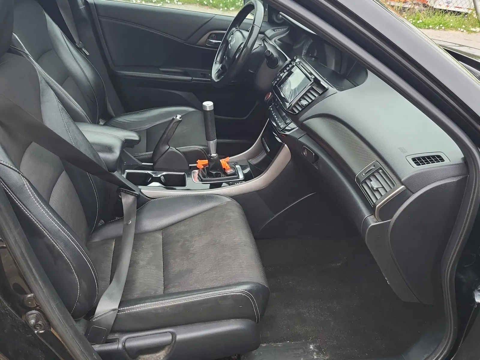 Right Side Interior Photo