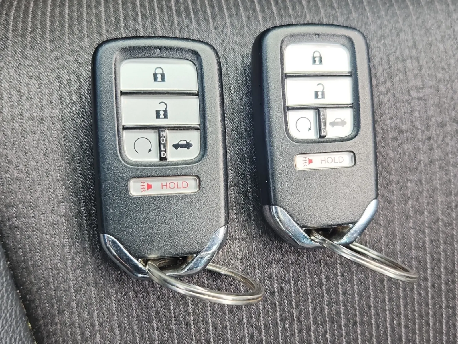 Keys/Fobs/Manual Photo