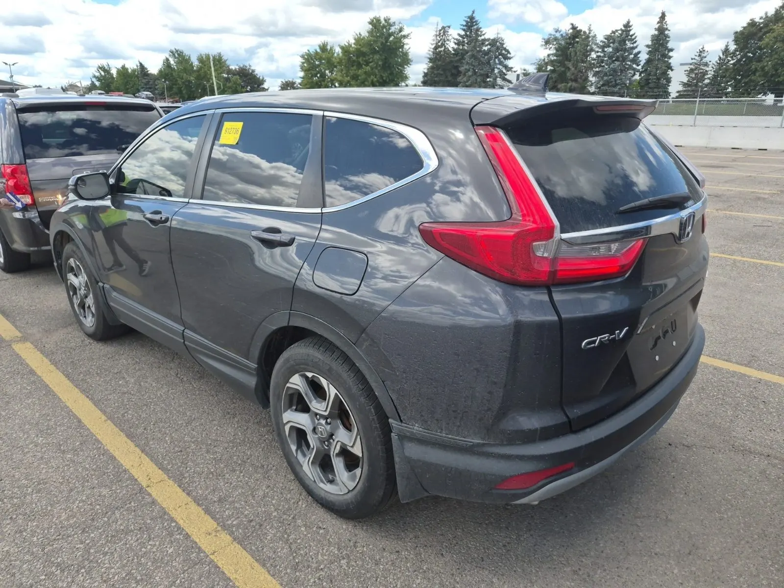 Driver Rear 3/4 Photo