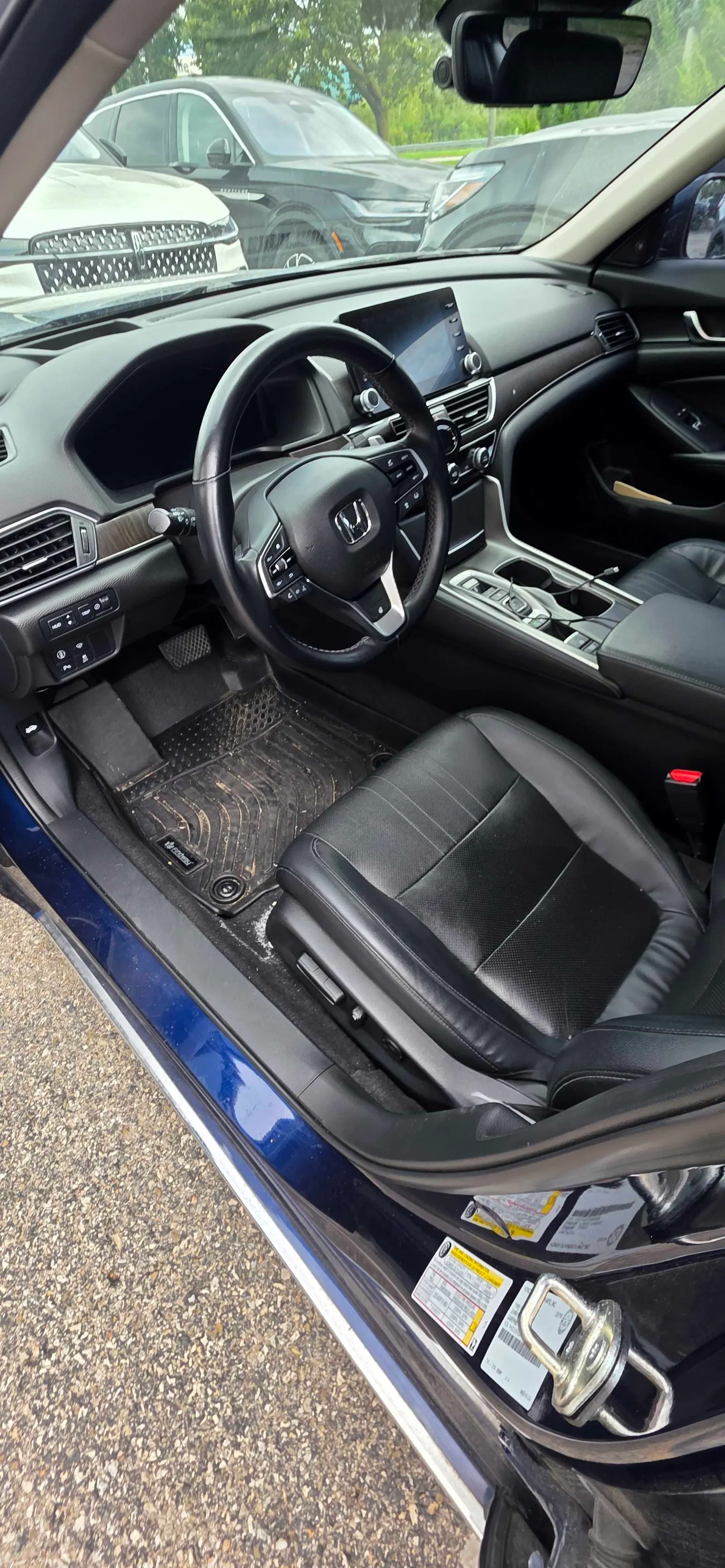Interior driver side