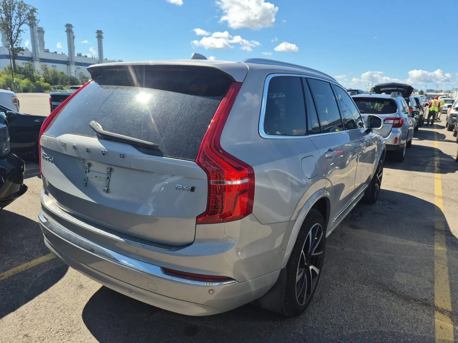 Passenger Rear 3/4 Photo