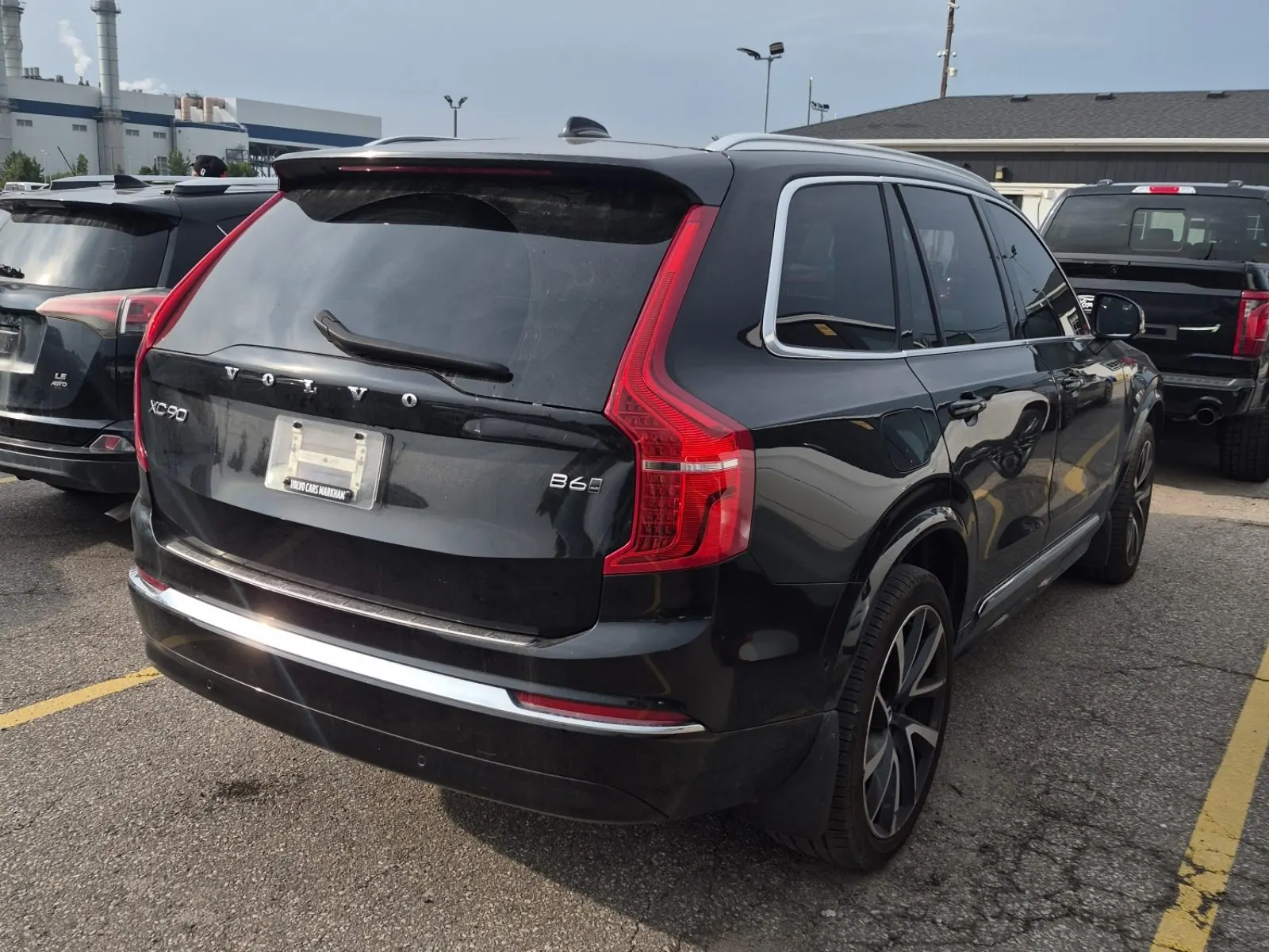 Passenger Rear 3/4 Photo