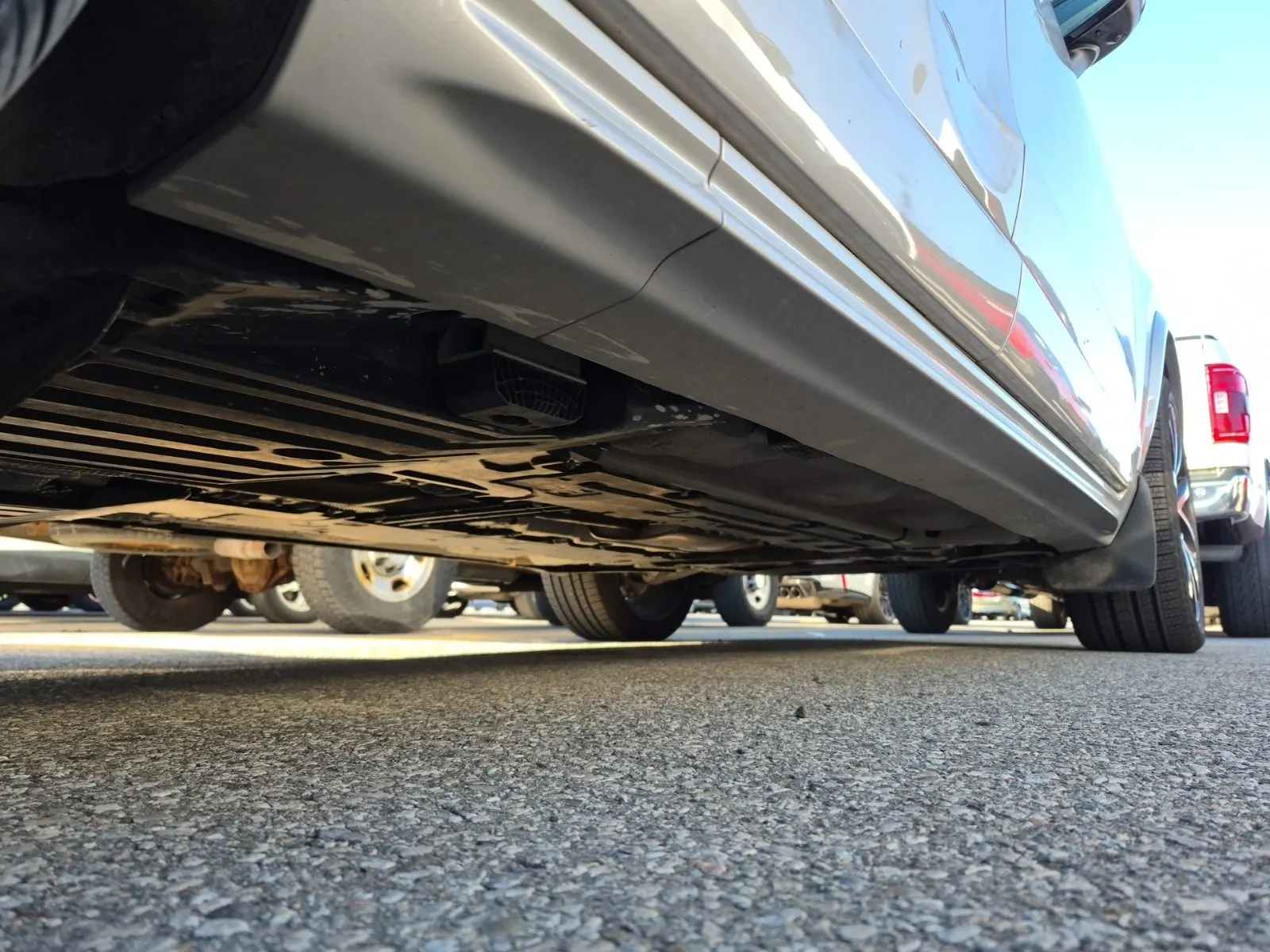 Undercarriage - Passenger Photo