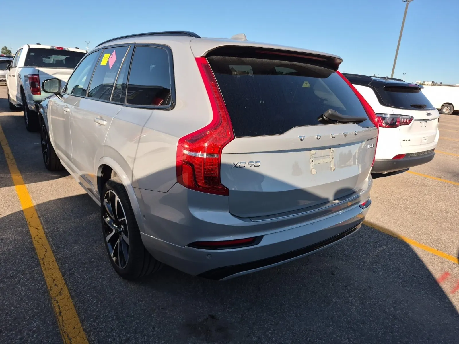 Driver Rear 3/4 Photo