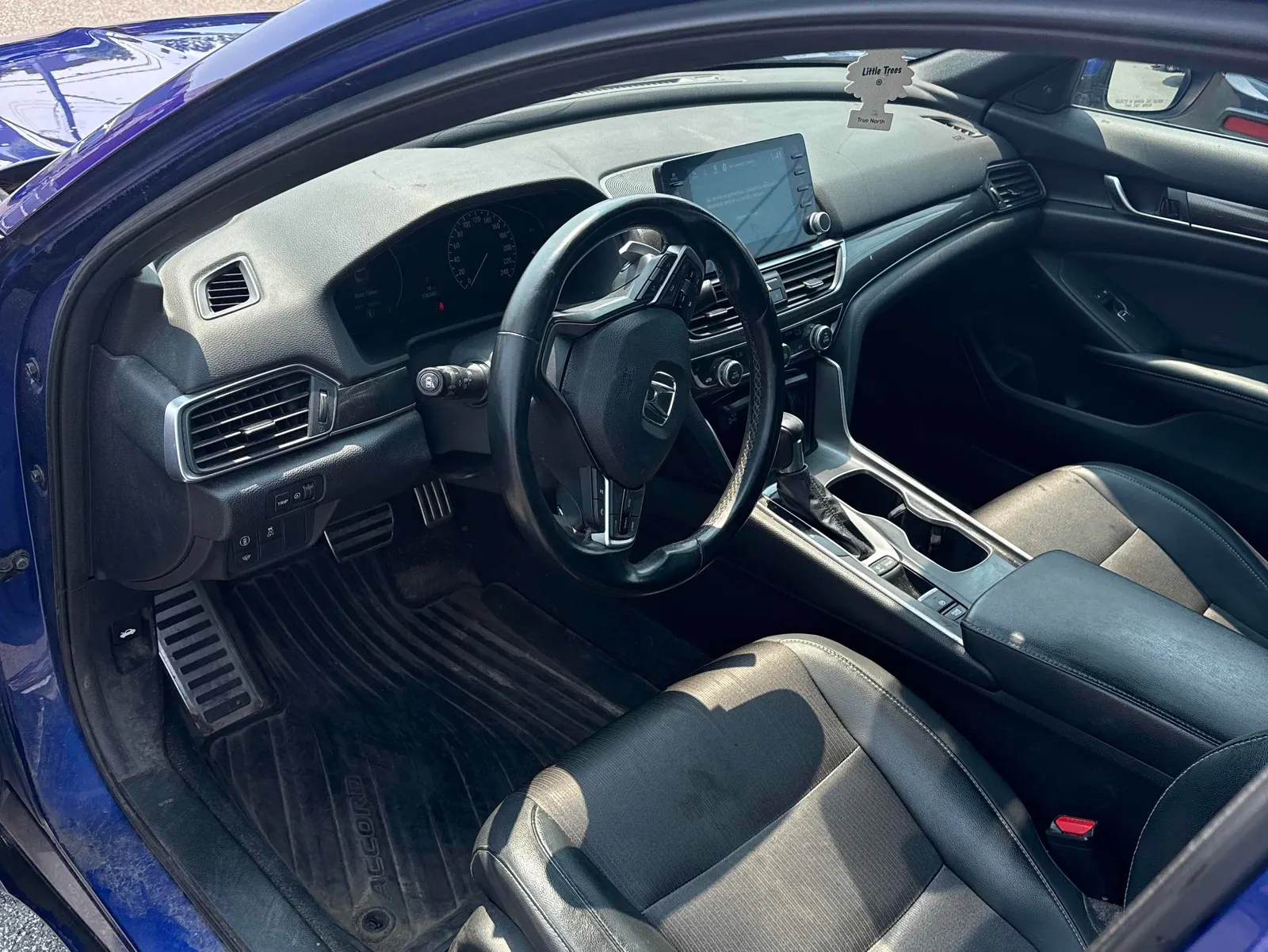 Interior driver side