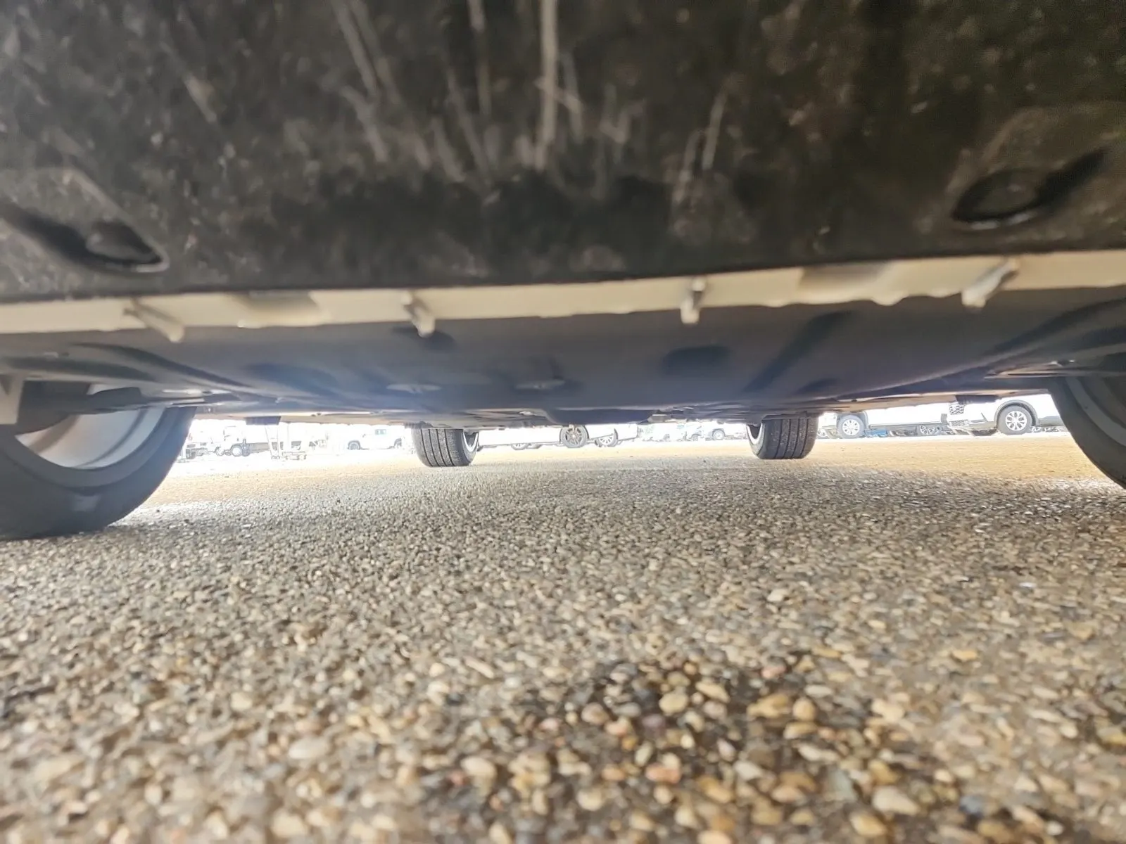 Undercarriage - Front Photo