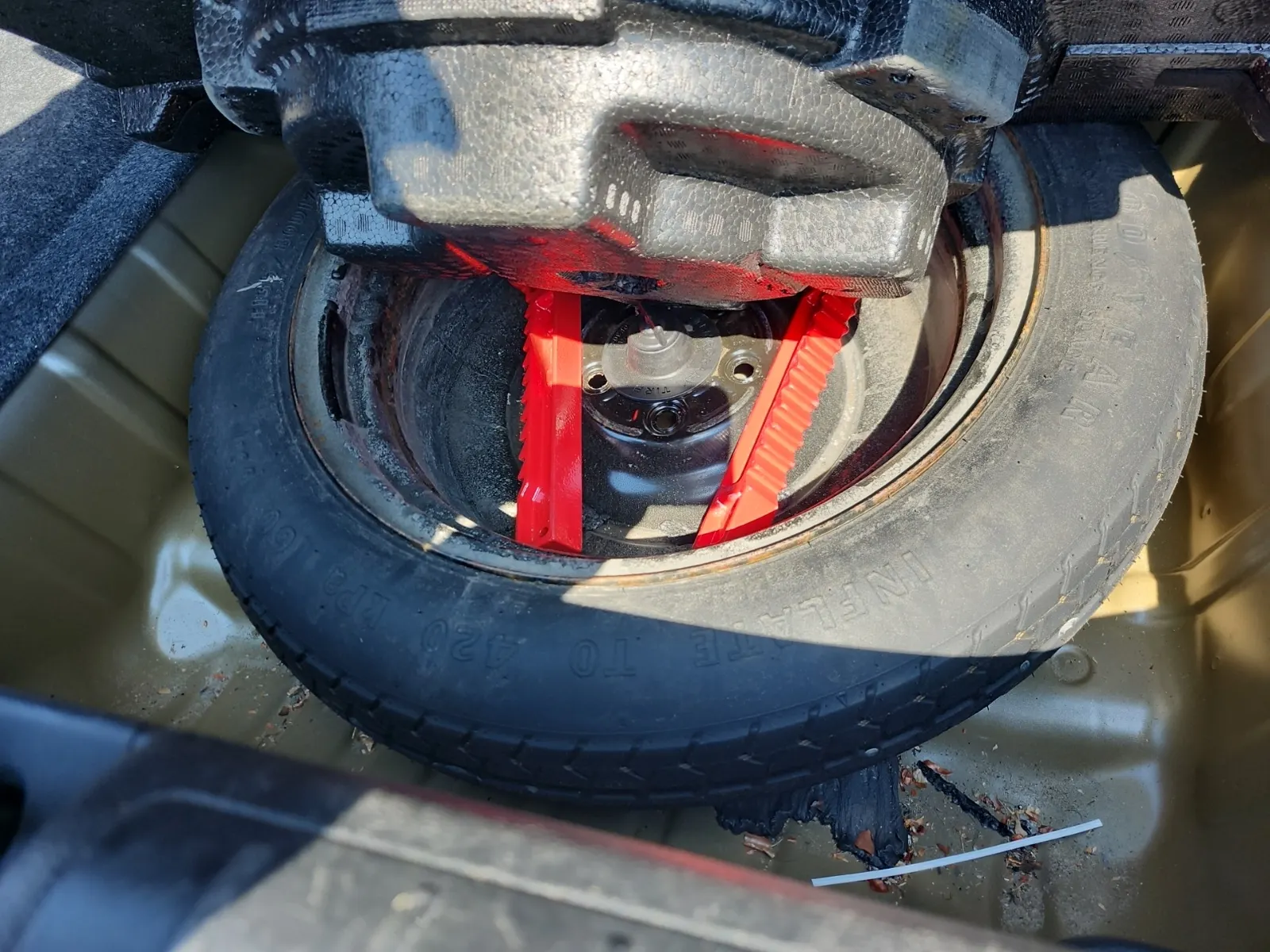 Spare Tire & Wheel Photo