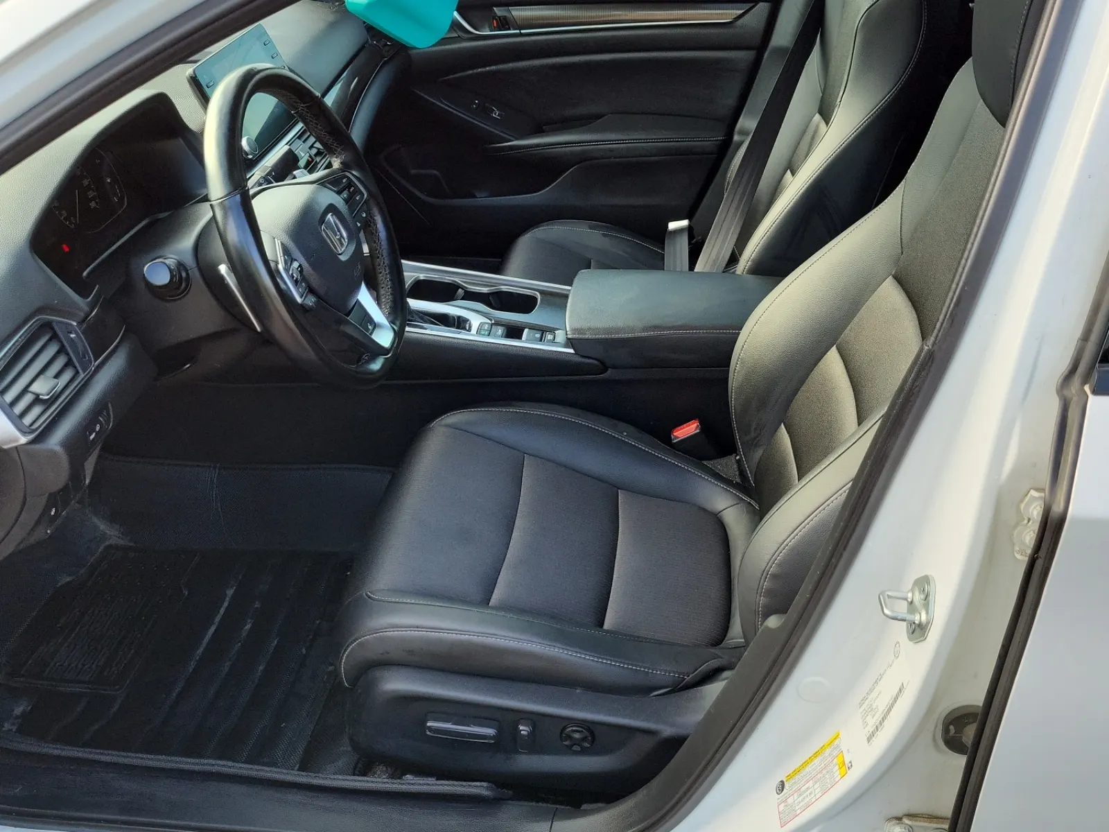 Front Interior Photo