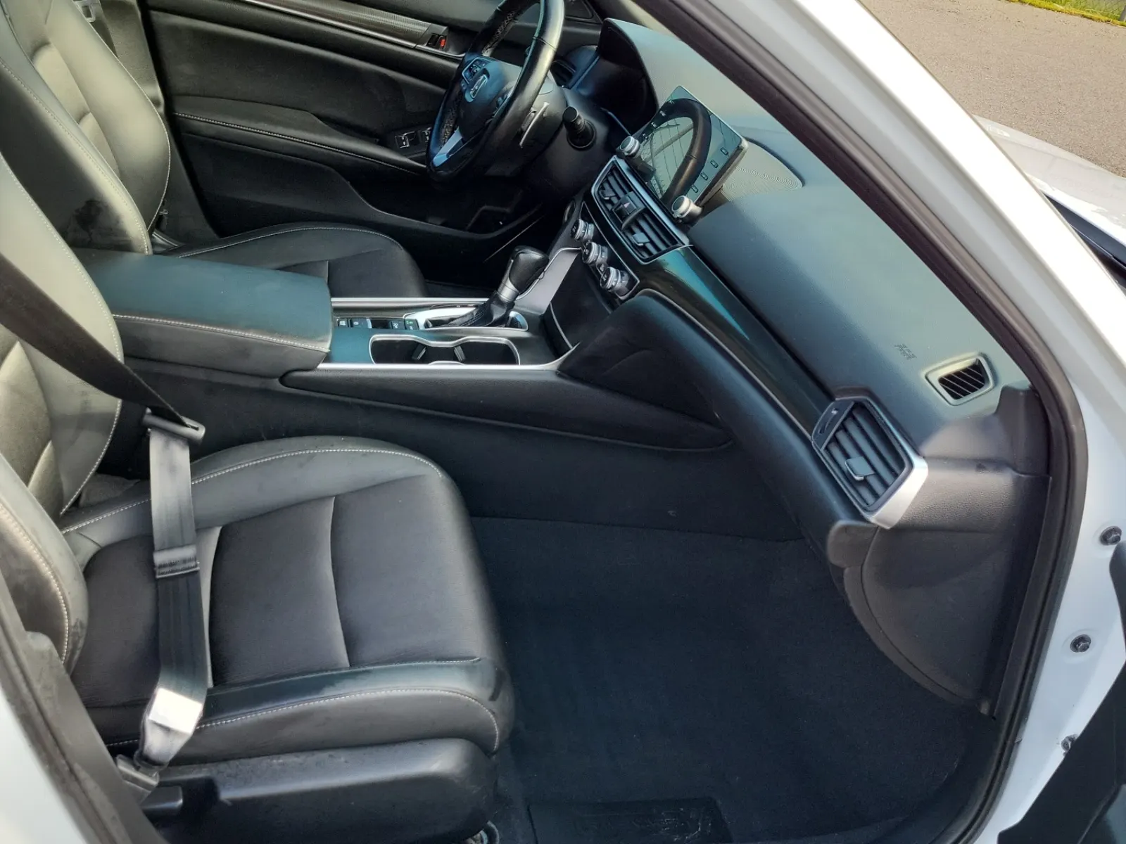 Right Side Interior Photo