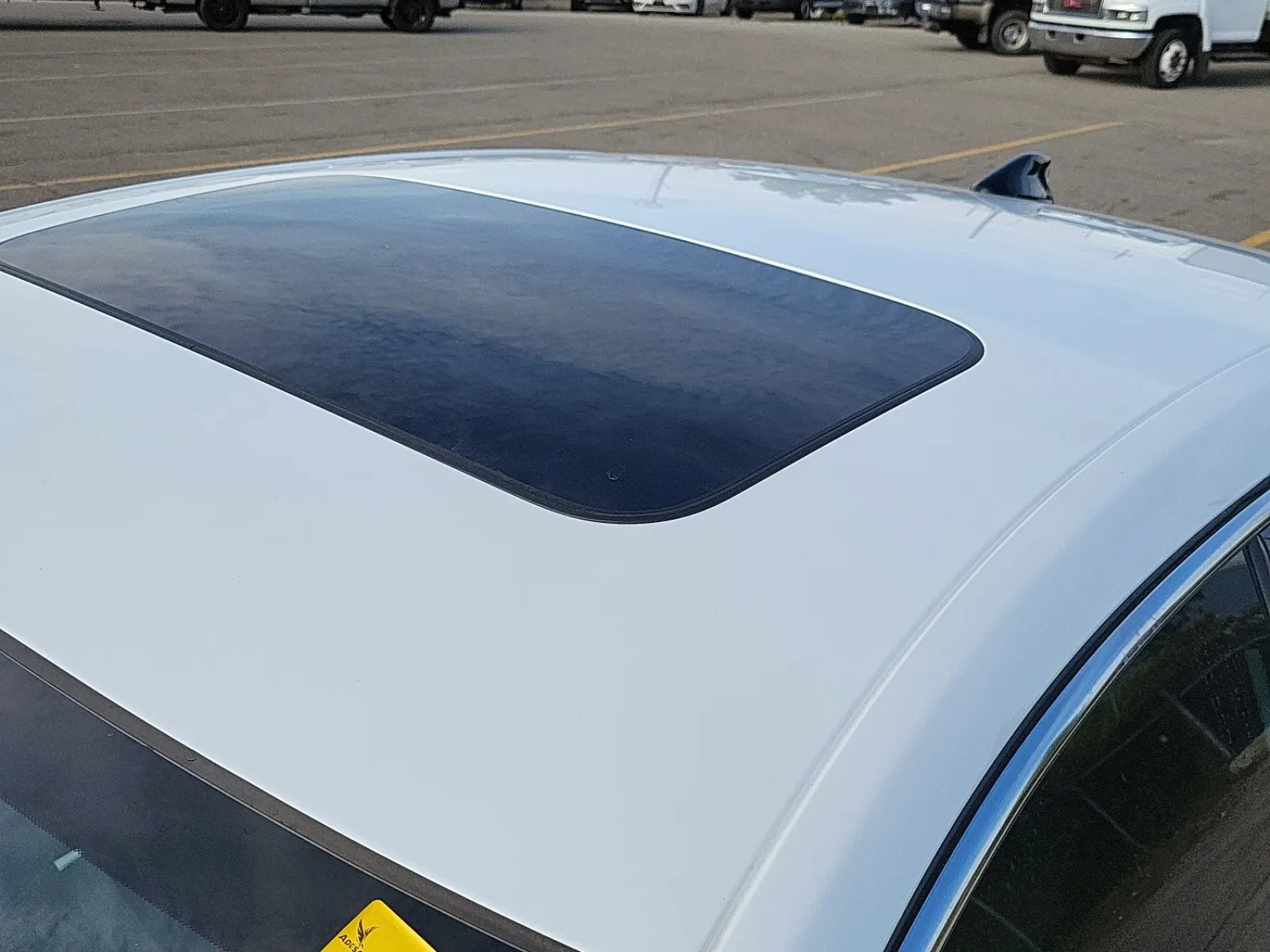 Exterior Roof Photo