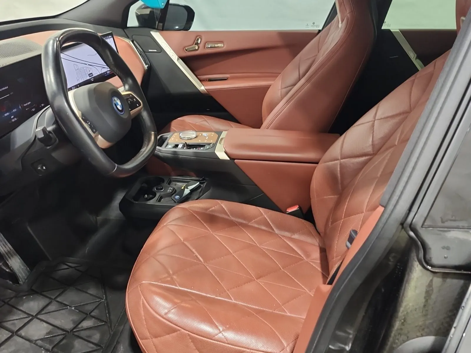 Front Interior Photo