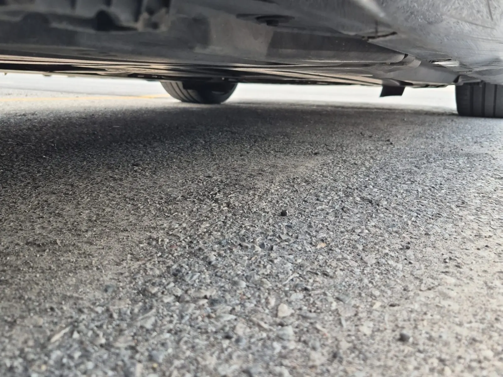 Undercarriage - Passenger Photo