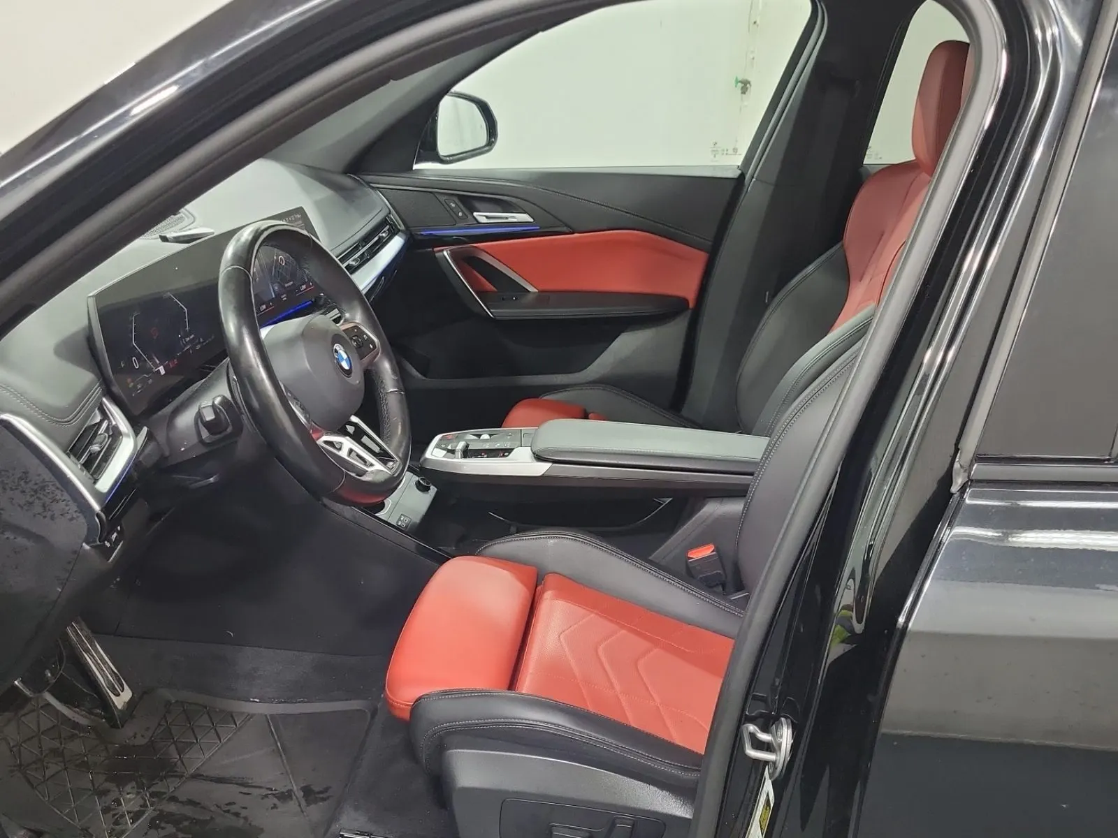 Front Interior Photo