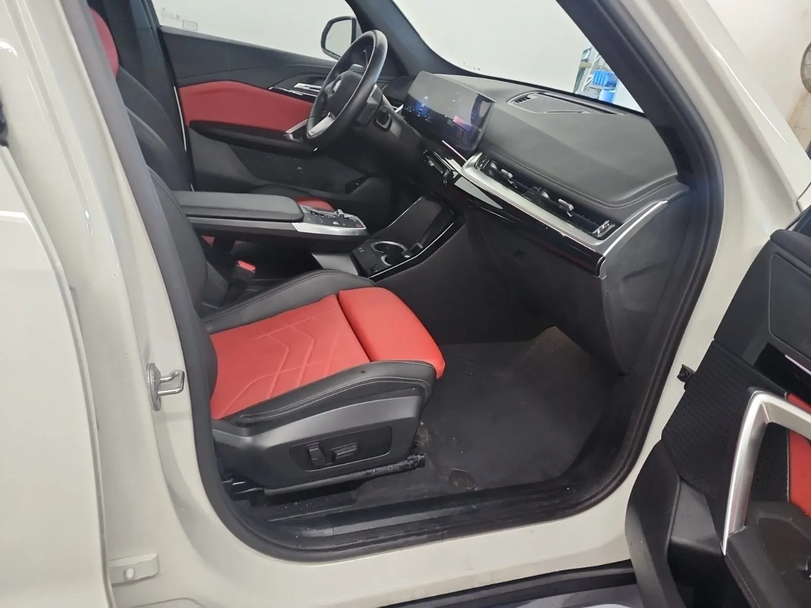 Right Side Interior Photo