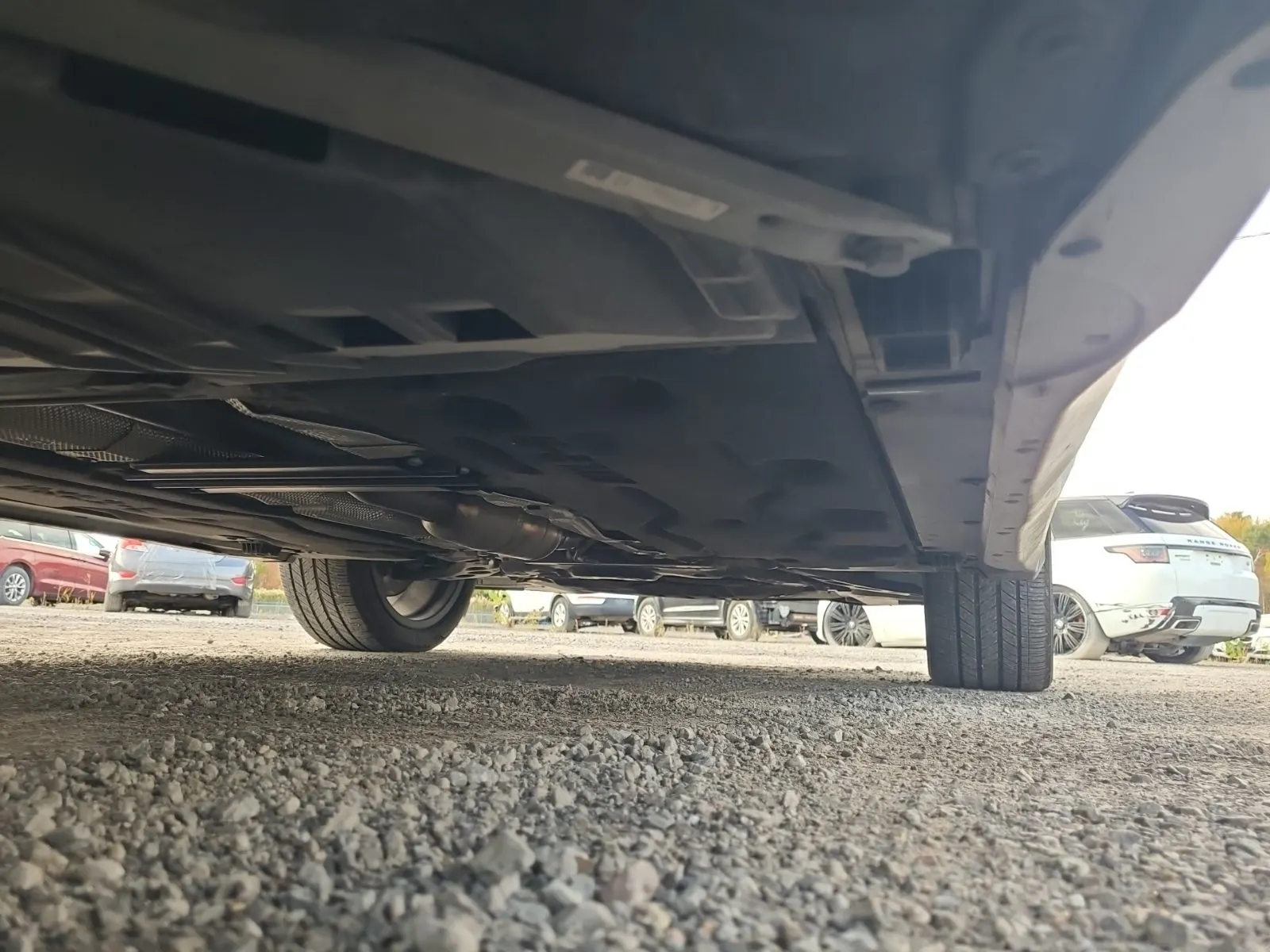 Undercarriage - Passenger Photo