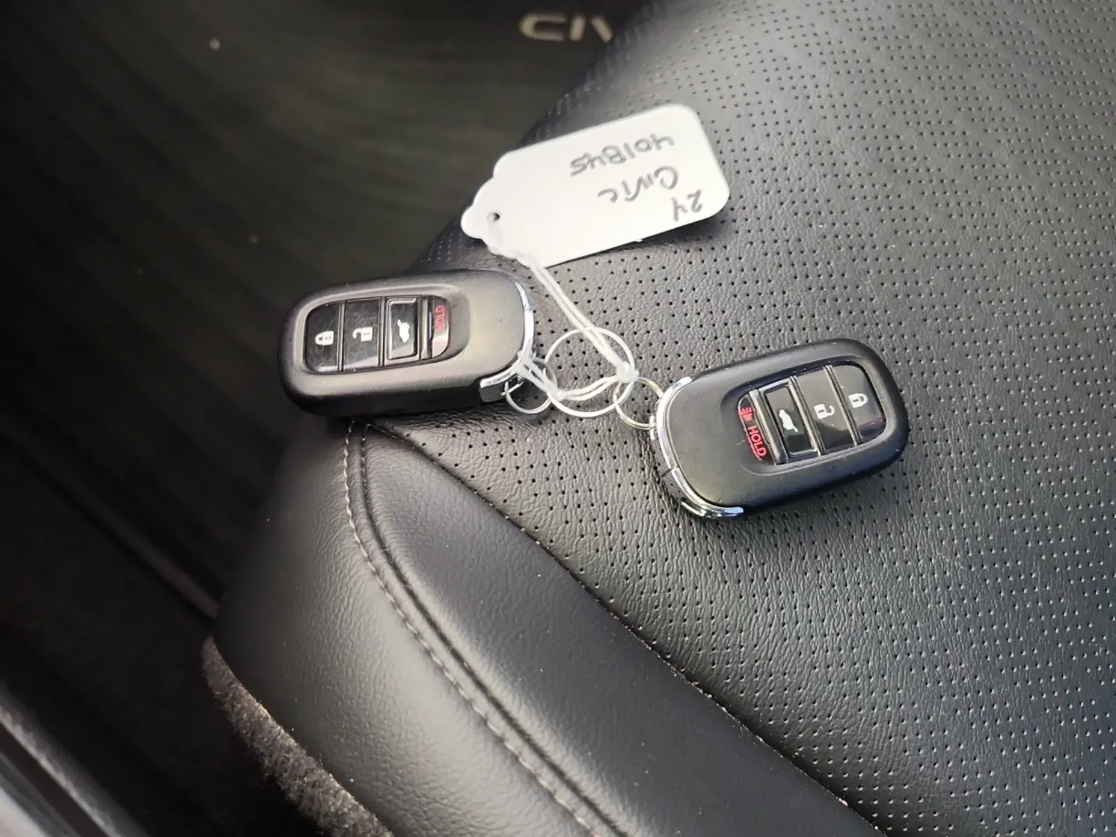 Keys/Fobs/Manual Photo