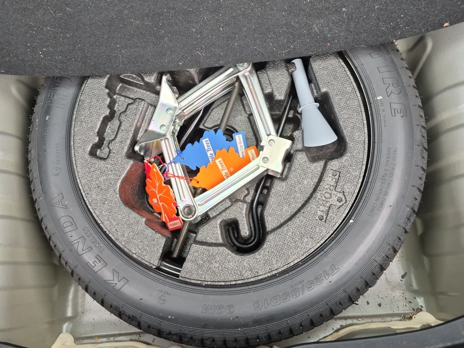 Spare Tire & Wheel Photo