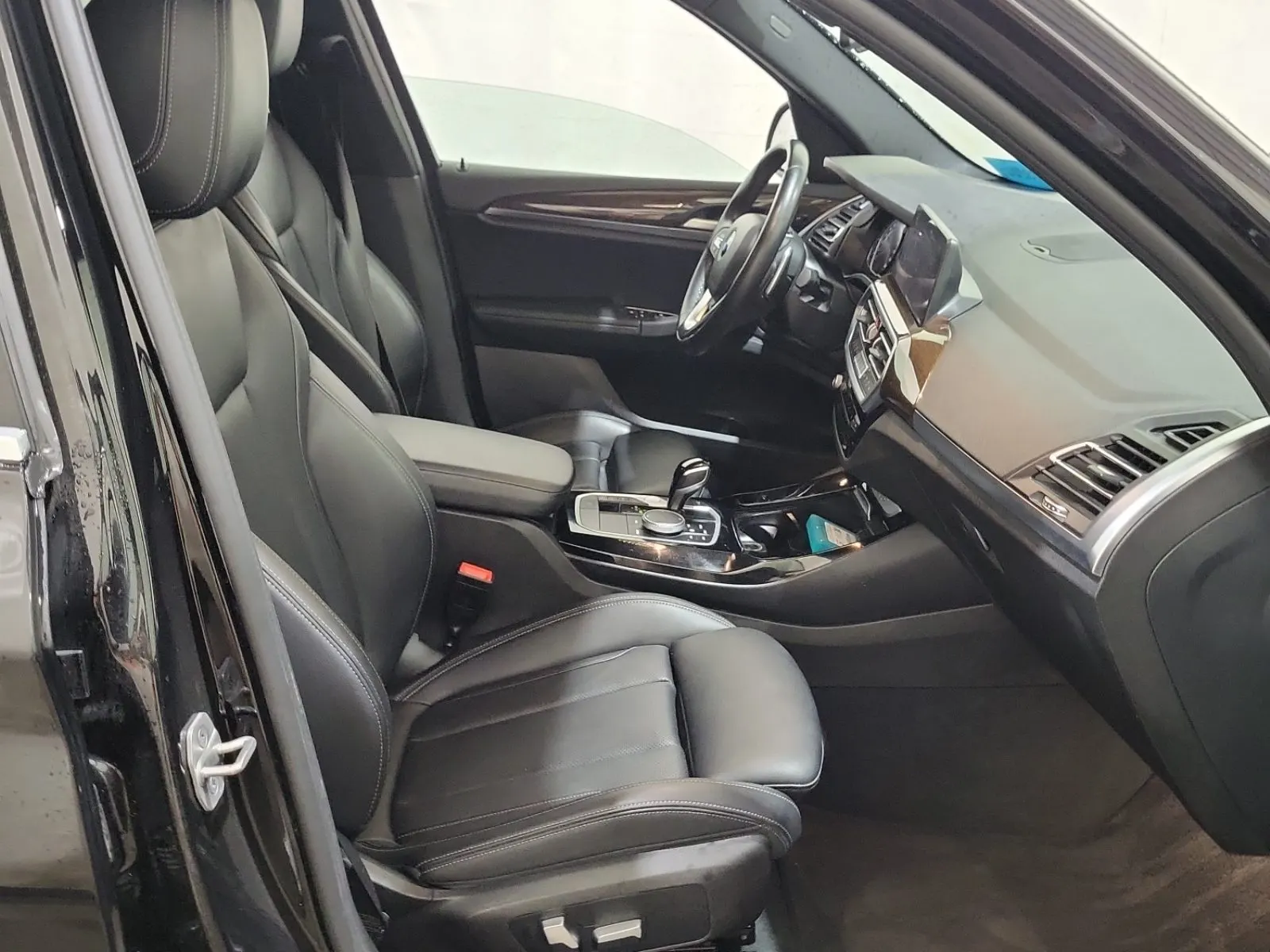 Right Side Interior Photo