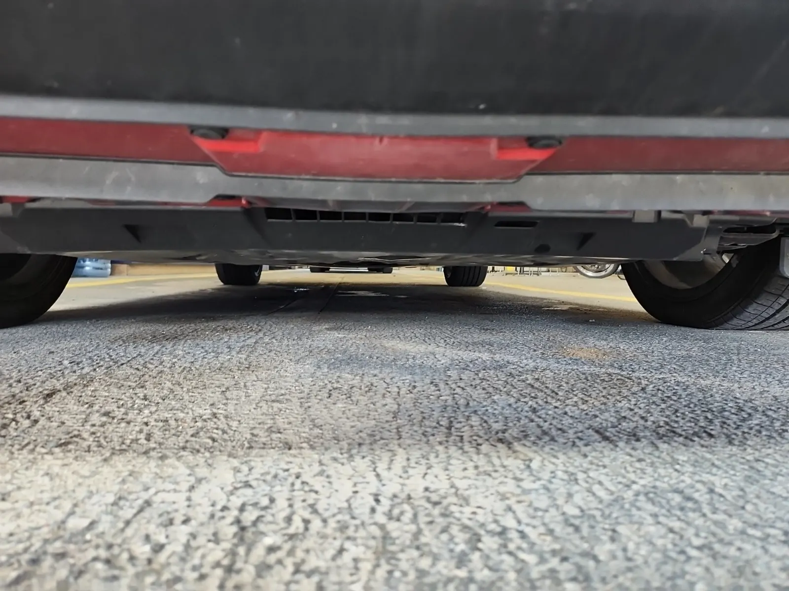 Undercarriage - Front Photo